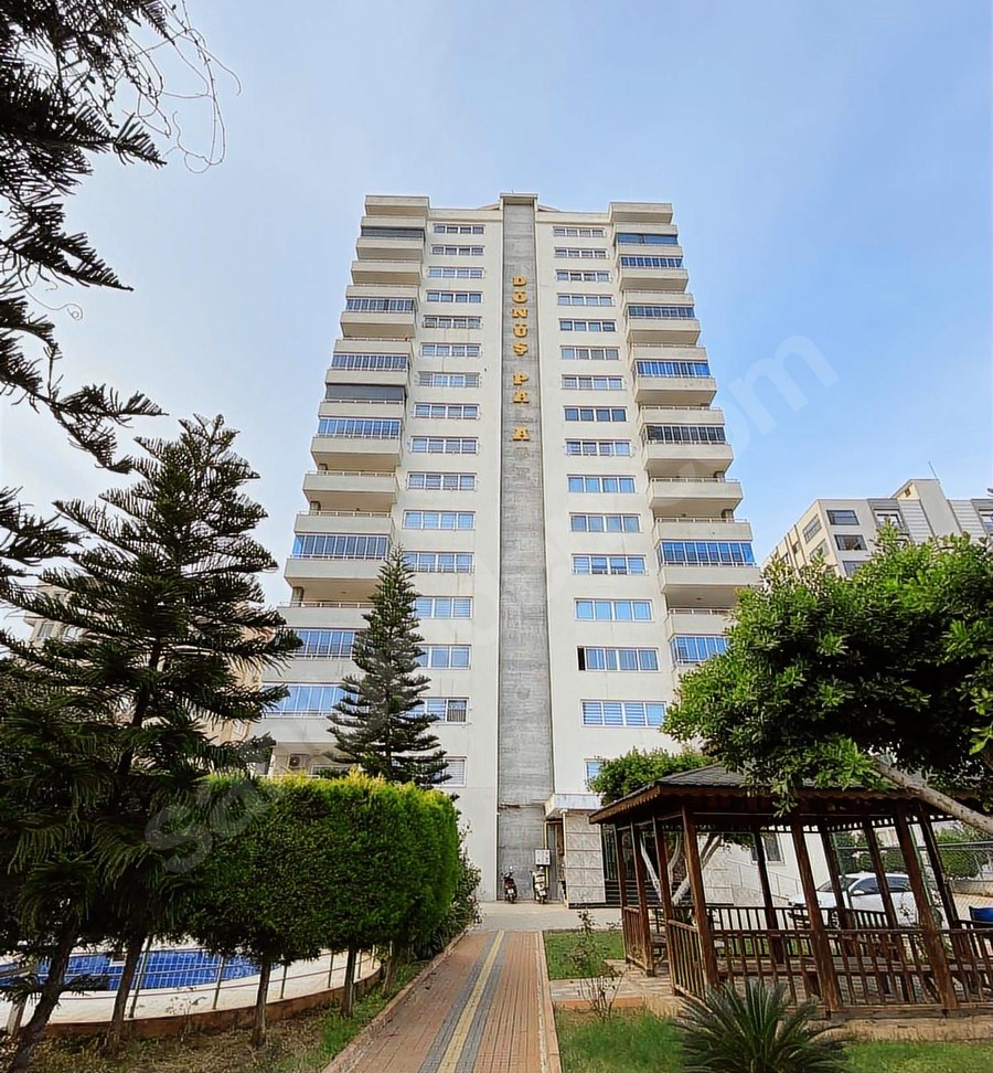 Mersin Mezitli Akdeniz Mahallesi 4+1 260 m² Doğalgaz Kombili Satılık Daire