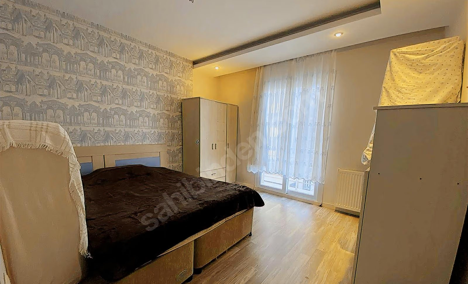Mersin Mezitli Akdeniz Mahallesi 4+1 260 m² Doğalgaz Kombili Satılık Daire