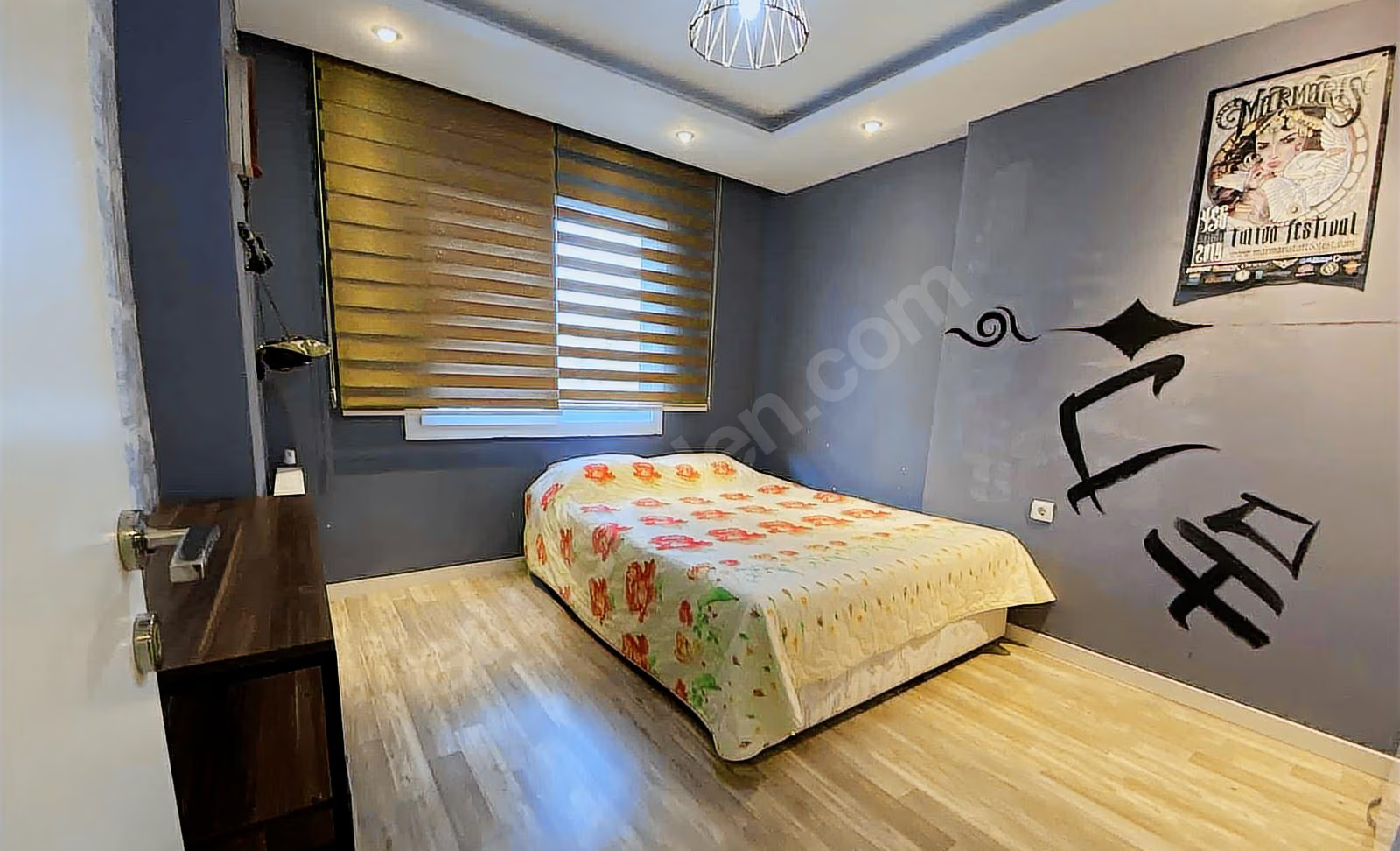 Mersin Mezitli Akdeniz Mahallesi 4+1 260 m² Doğalgaz Kombili Satılık Daire