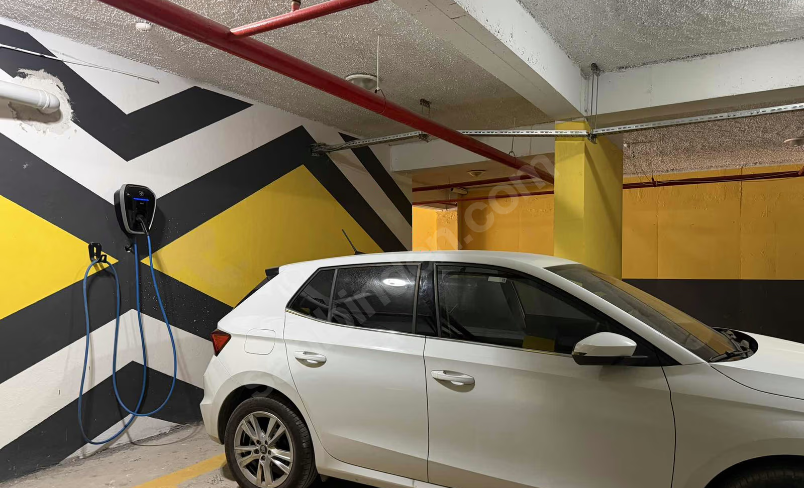 Mersin Mezitli Cumhuriyet Mahallesi 4+1 250 m² Yerden Isıtma Satılık Daire