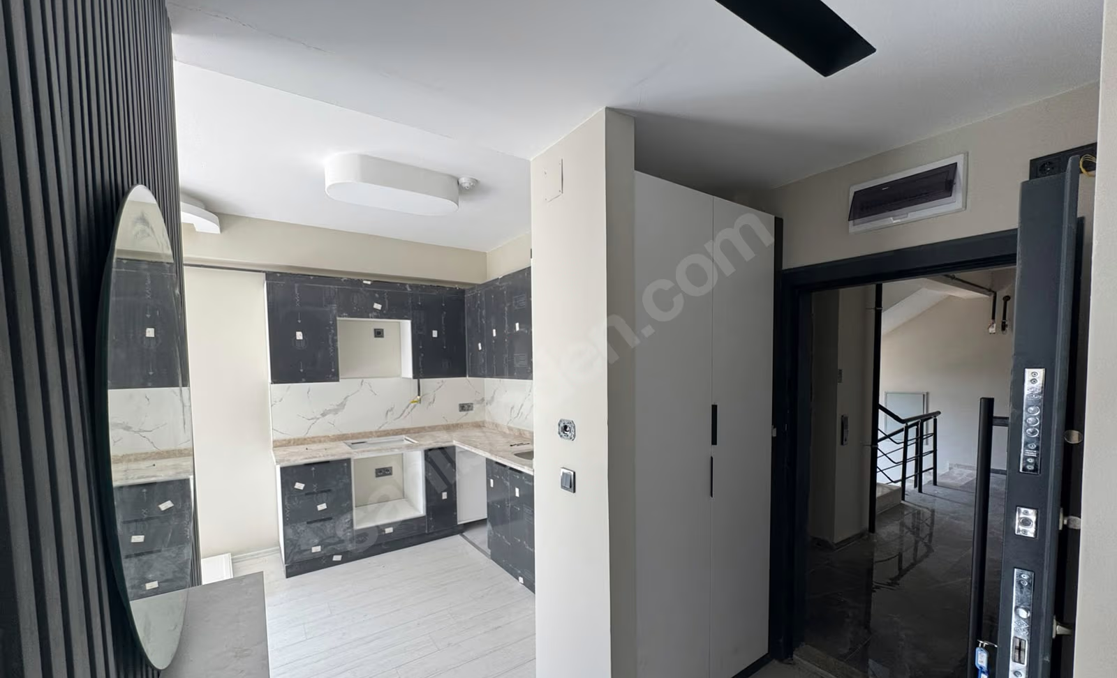 Mersin Mezitli Davultepe Mahallesi 2+1 95 m² Doğalgaz Kombili Satılık Daire
