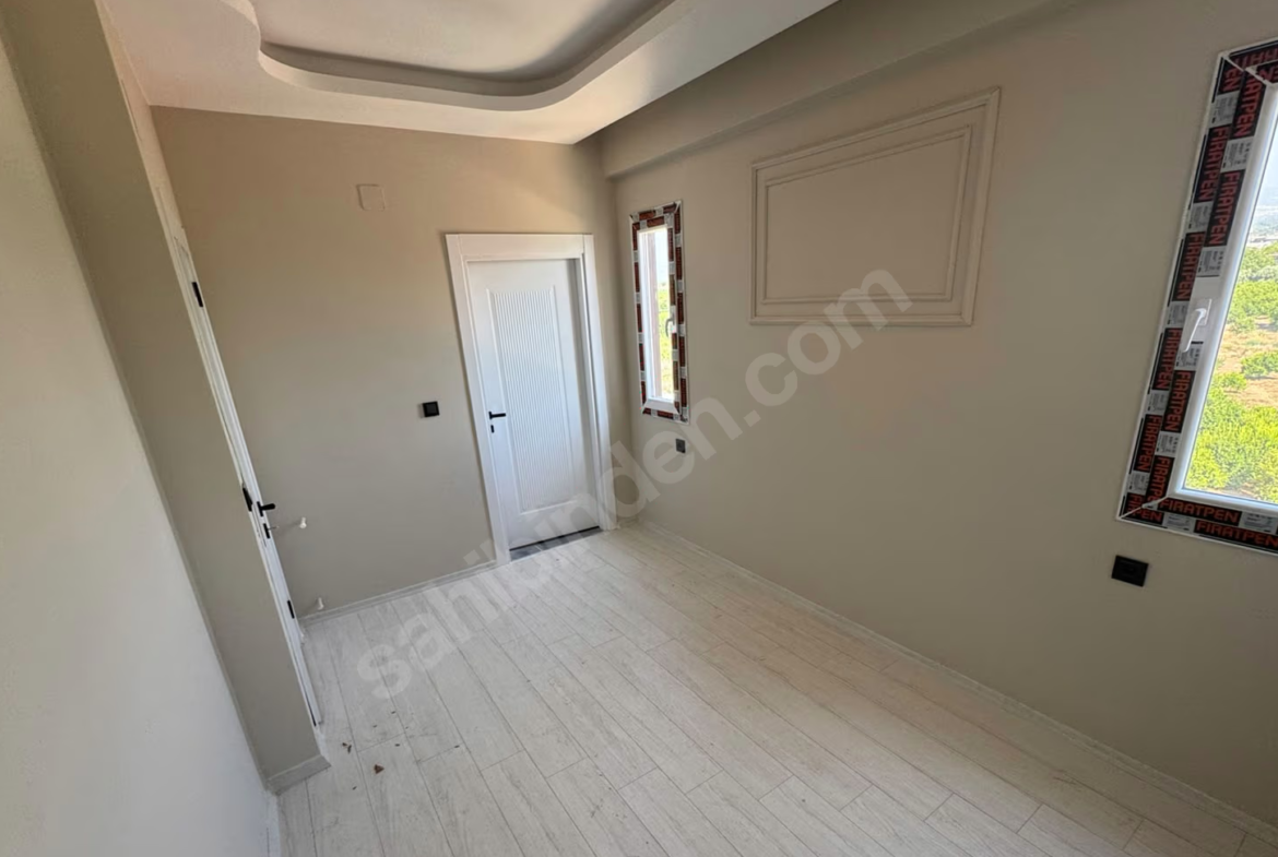 Mersin Mezitli Davultepe Mahallesi 2+1 95 m² Doğalgaz Kombili Satılık Daire