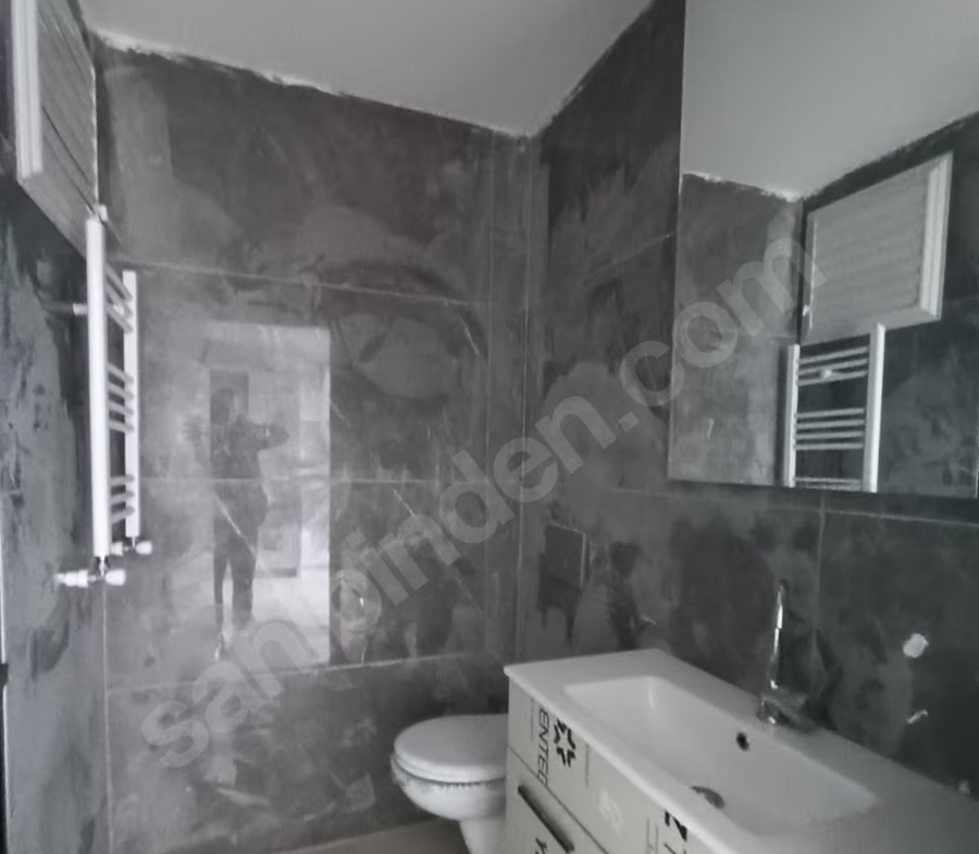 Mersin Mezitli Deniz Mahallesi 1+1 52 m² Doğalgaz Kombili Satılık Daire