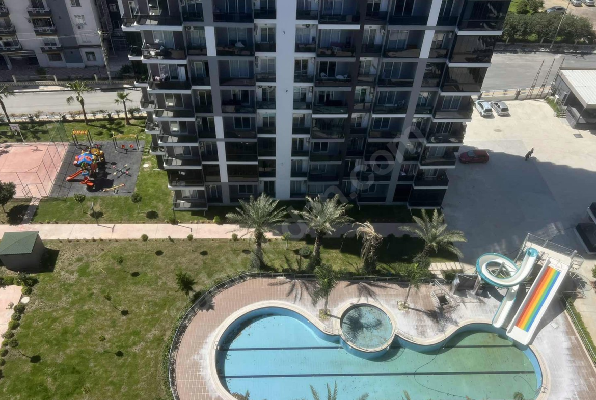 Mersin Mezitli Deniz Mahallesi 1+1 55 m² Doğalgaz Kombili Kiralık Daire