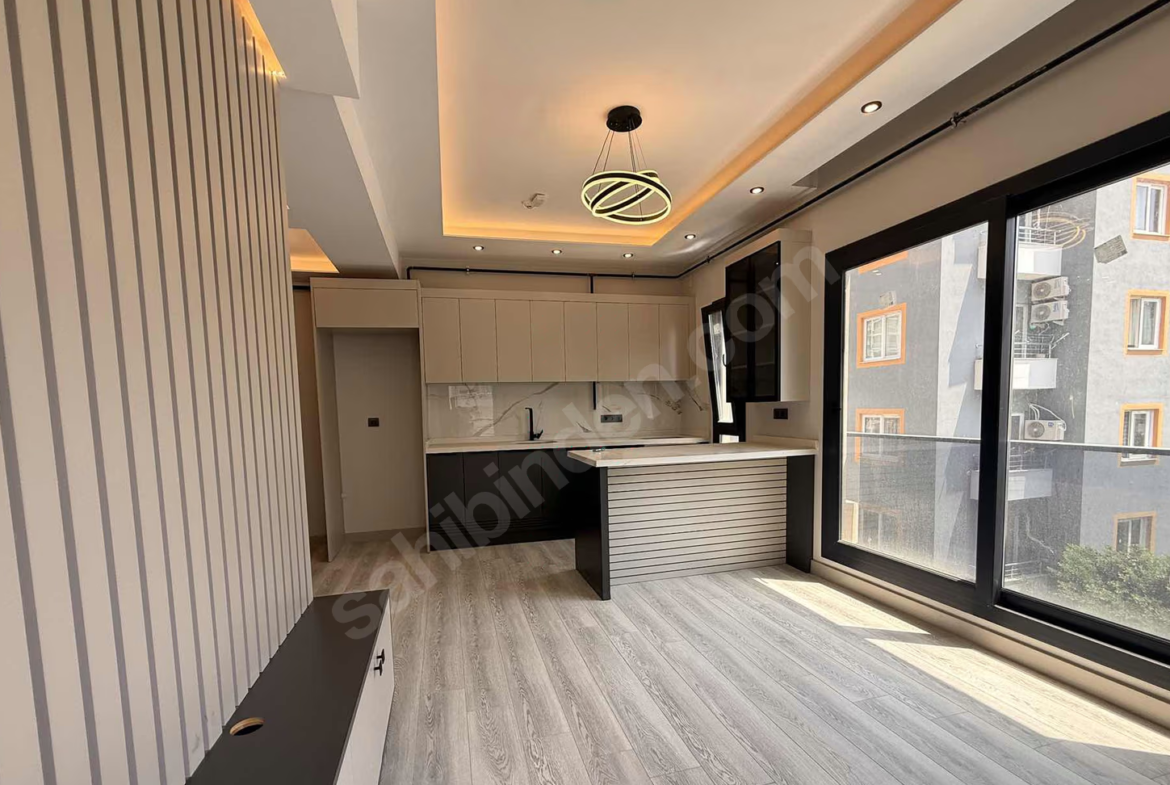 Mersin Mezitli Deniz Mahallesi 1+1 55 m² Doğalgaz Kombili Satılık Daire
