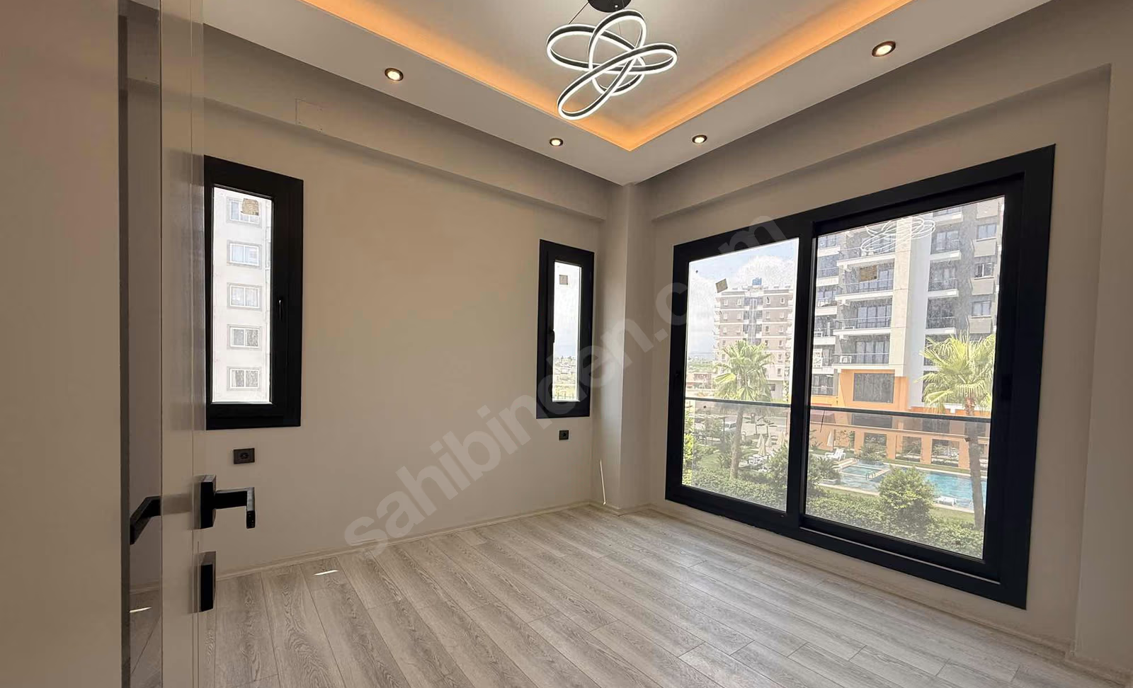 Mersin Mezitli Deniz Mahallesi 1+1 55 m² Doğalgaz Kombili Satılık Daire 5 Mersin Mezitli Deniz Mahallesi 1+1 55 m² Doğalgaz Kombili Satılık Daire