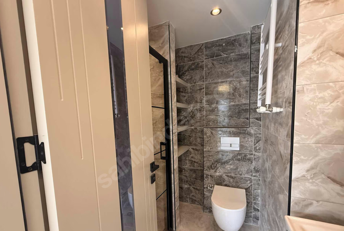 Mersin Mezitli Deniz Mahallesi 1+1 55 m² Doğalgaz Kombili Satılık Daire