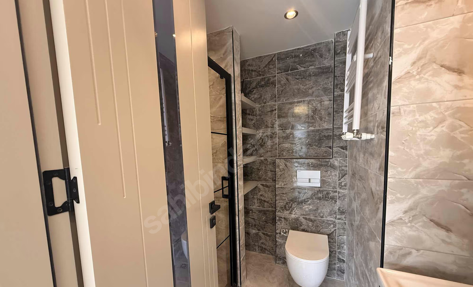 Mersin Mezitli Deniz Mahallesi 1+1 55 m² Doğalgaz Kombili Satılık Daire 10 Mersin Mezitli Deniz Mahallesi 1+1 55 m² Doğalgaz Kombili Satılık Daire