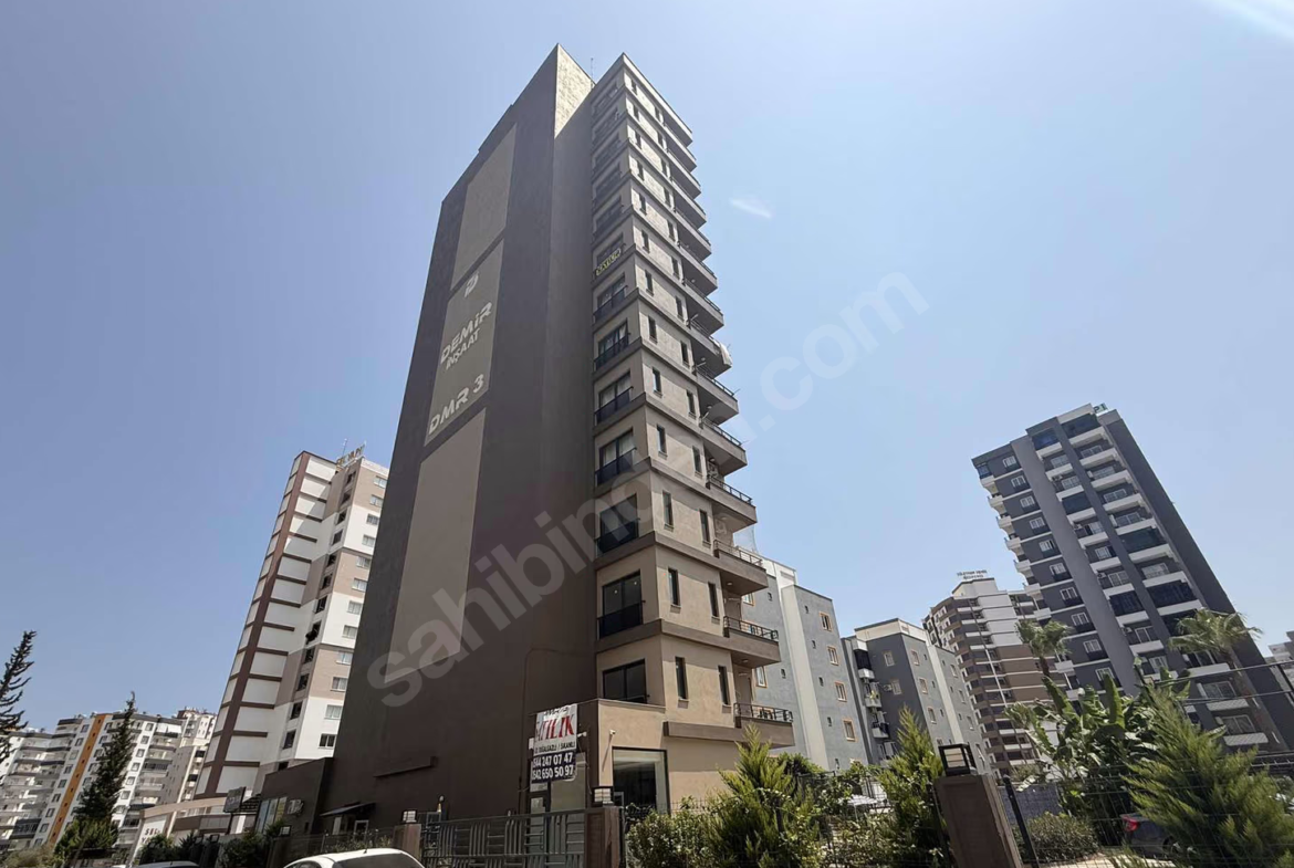 Mersin Mezitli Deniz Mahallesi 1+1 55 m² Doğalgaz Kombili Satılık Daire