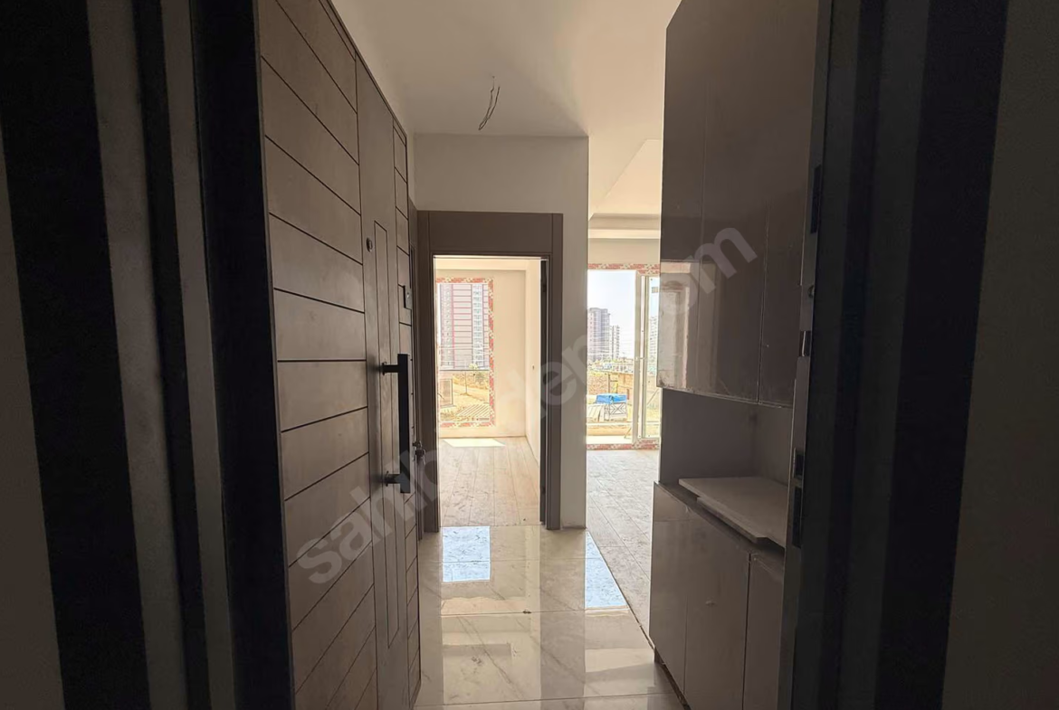 Mersin Mezitli Deniz Mahallesi 1+1 60 m² Klima Satılık Daire