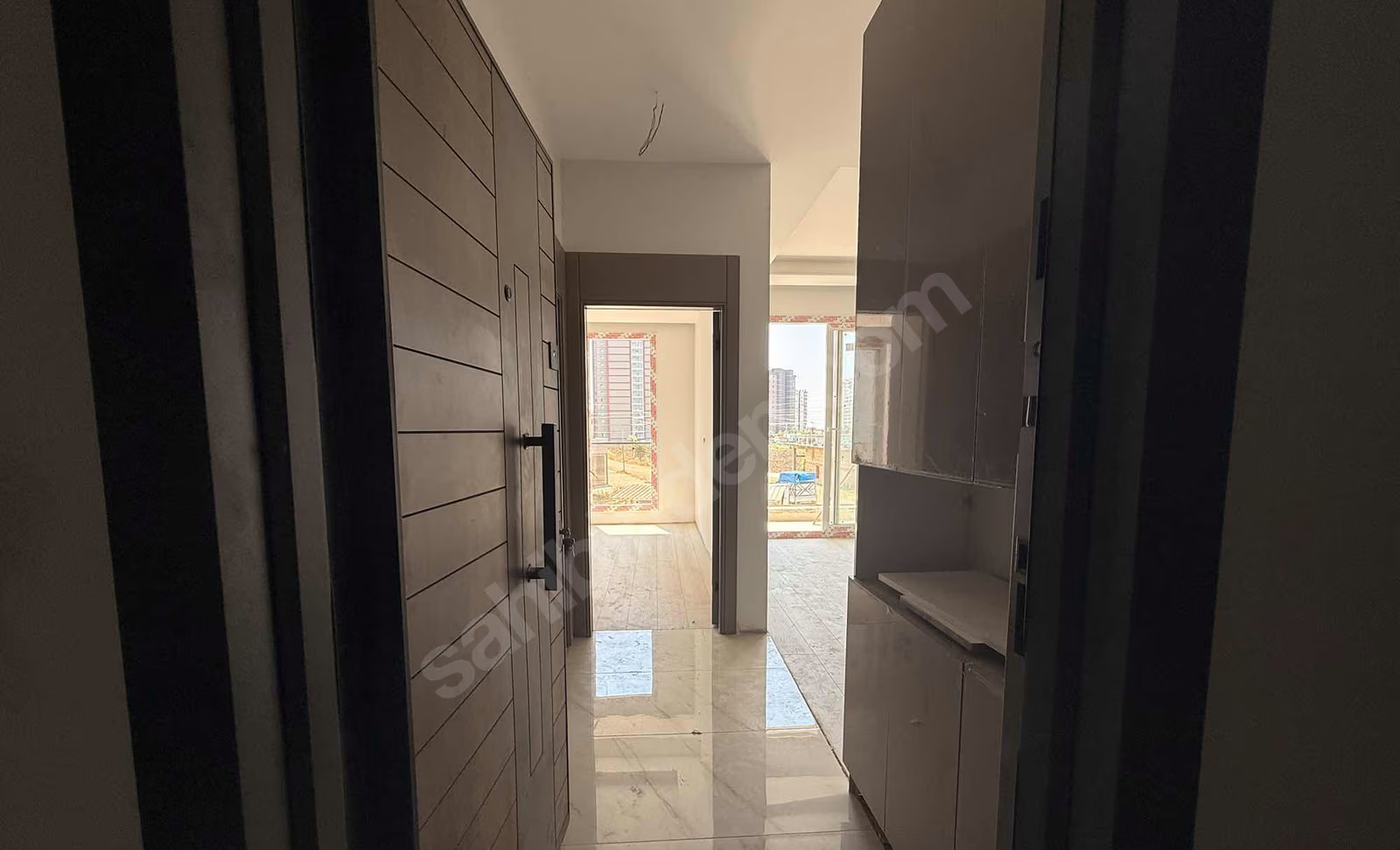 Mersin Mezitli Deniz Mahallesi 1+1 60 m² Klima Satılık Daire