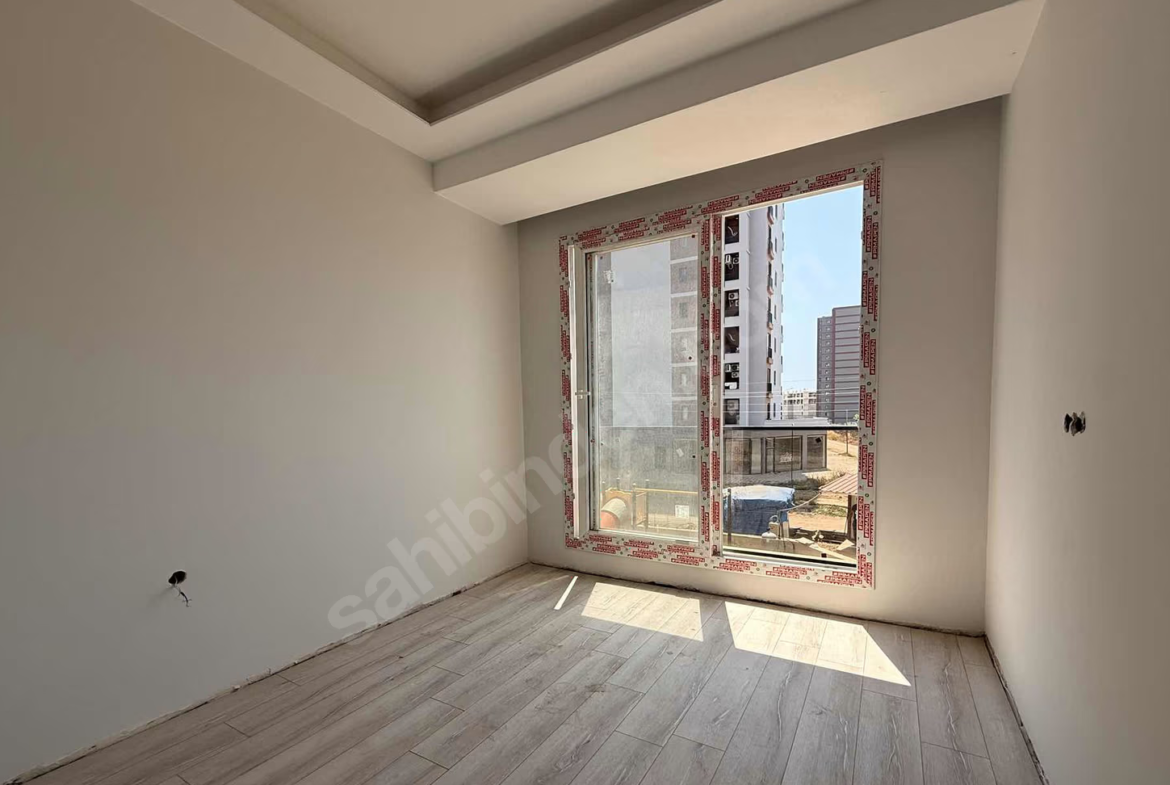 Mersin Mezitli Deniz Mahallesi 1+1 60 m² Klima Satılık Daire