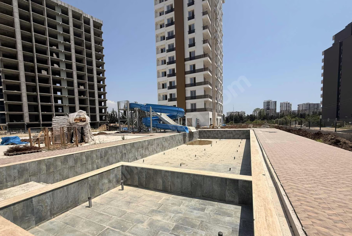 Mersin Mezitli Deniz Mahallesi 1+1 60 m² Klima Satılık Daire