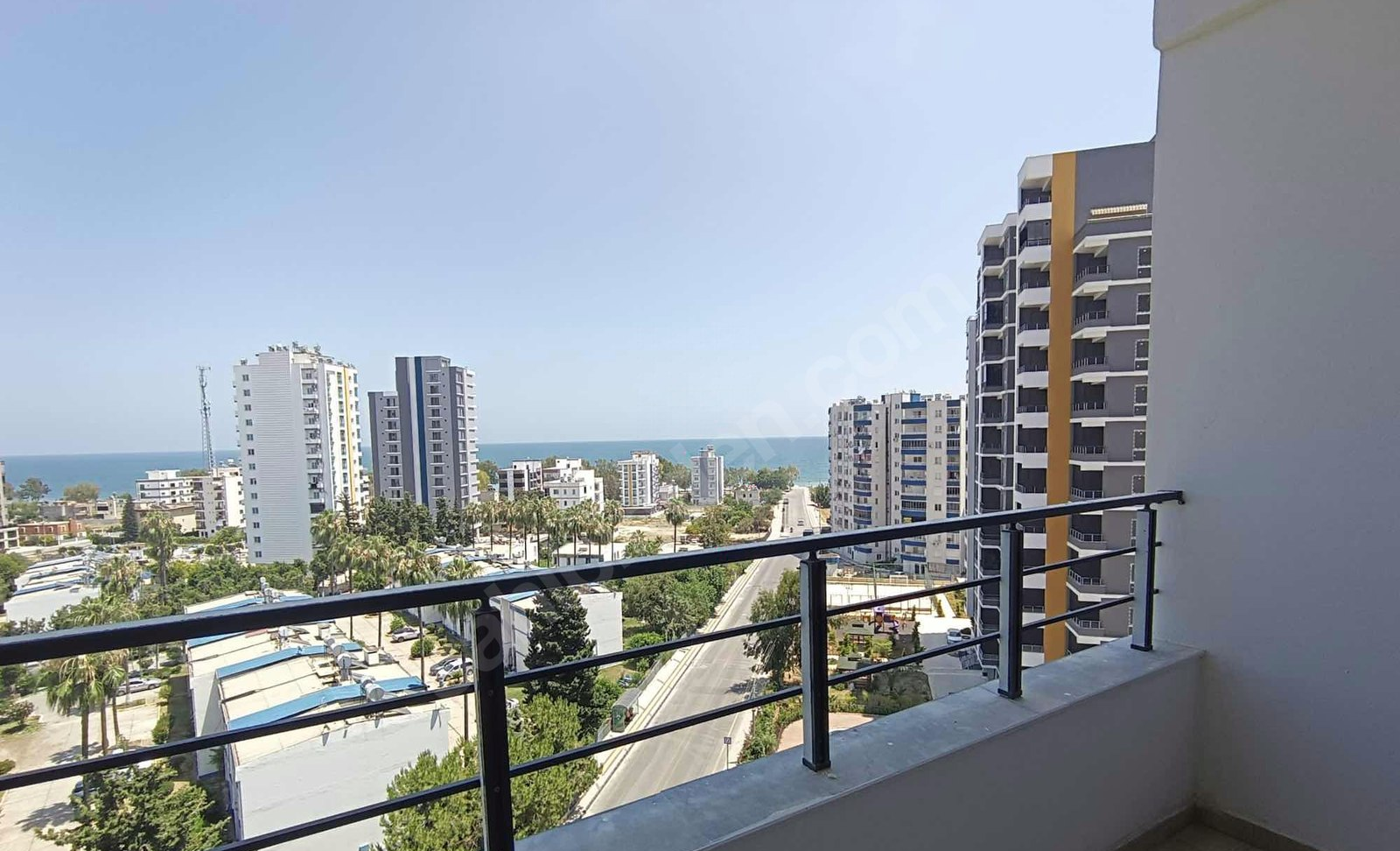 Mersin Mezitli Deniz Mahallesi 1+1 65 m² Doğalgaz Kombili Satılık Daire 1 Mersin Mezitli Deniz Mahallesi 1+1 65 m² Doğalgaz Kombili Satılık Daire