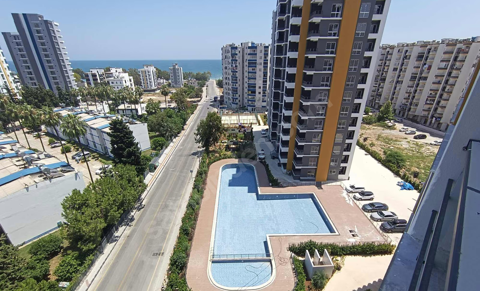 Mersin Mezitli Deniz Mahallesi 1+1 65 m² Doğalgaz Kombili Satılık Daire 2 Mersin Mezitli Deniz Mahallesi 1+1 65 m² Doğalgaz Kombili Satılık Daire