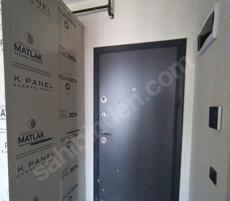 Mersin Mezitli Deniz Mahallesi 1+1 65 m² Doğalgaz Kombili Satılık Daire