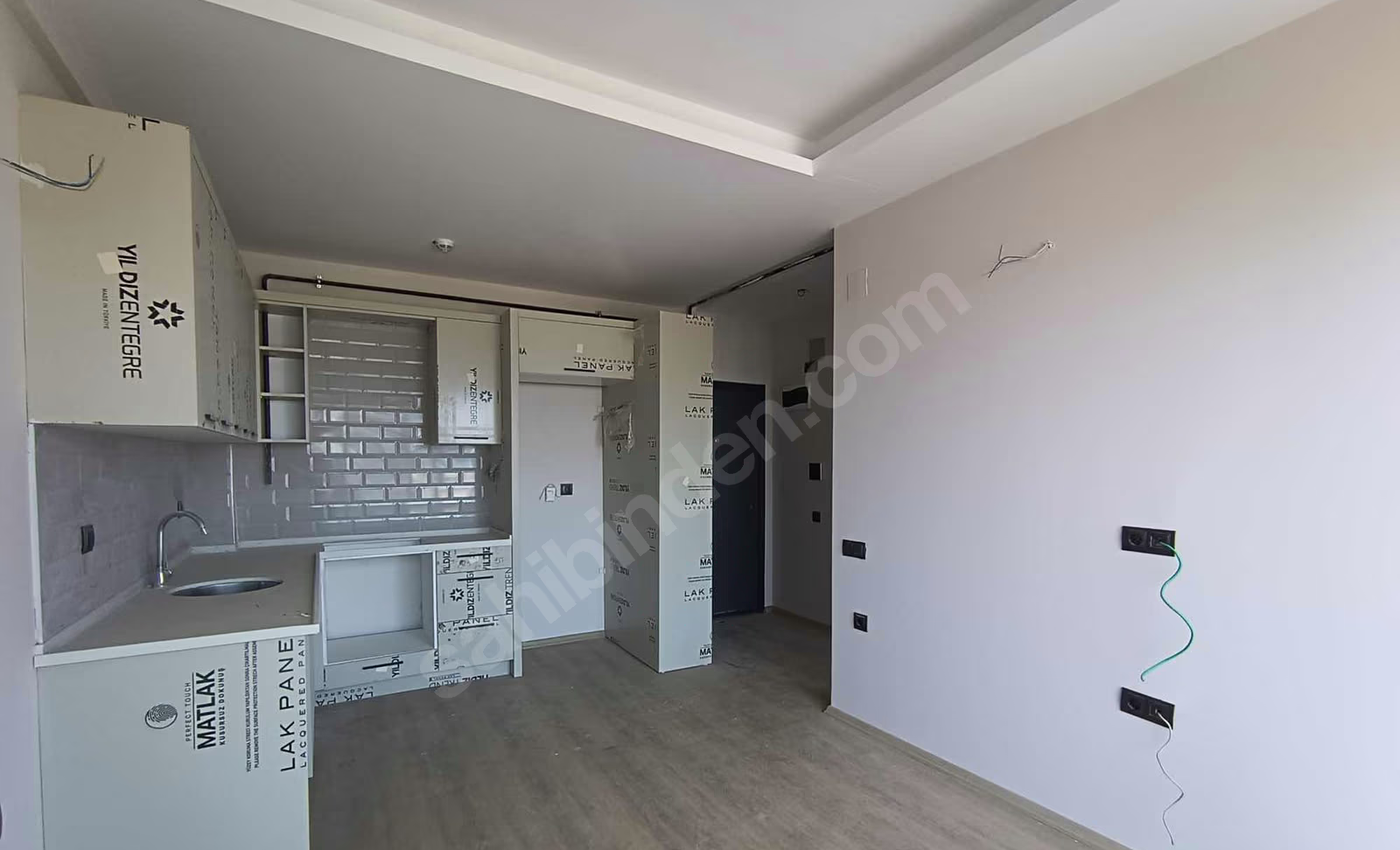 Mersin Mezitli Deniz Mahallesi 1+1 65 m² Doğalgaz Kombili Satılık Daire 7 Mersin Mezitli Deniz Mahallesi 1+1 65 m² Doğalgaz Kombili Satılık Daire