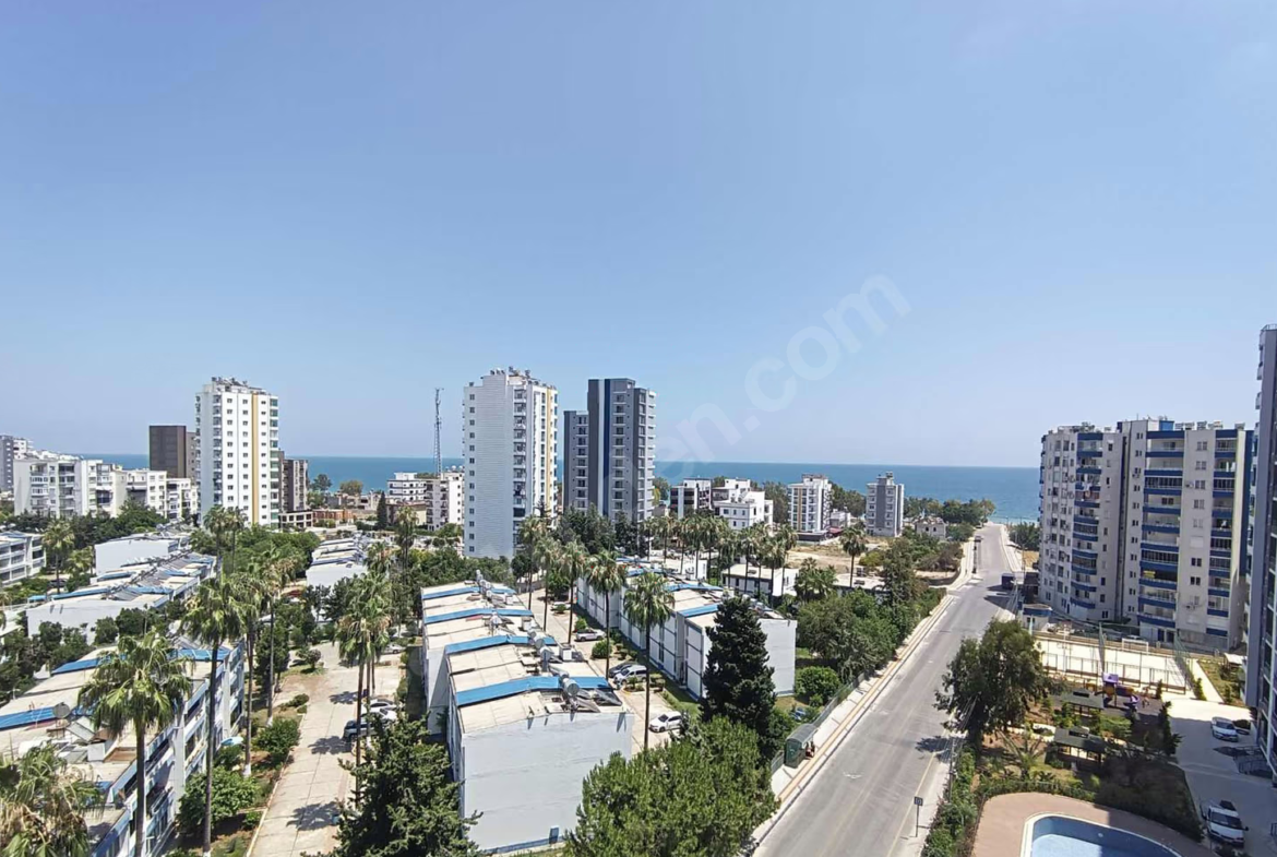 Mersin Mezitli Deniz Mahallesi 1+1 65 m² Doğalgaz Kombili Satılık Daire