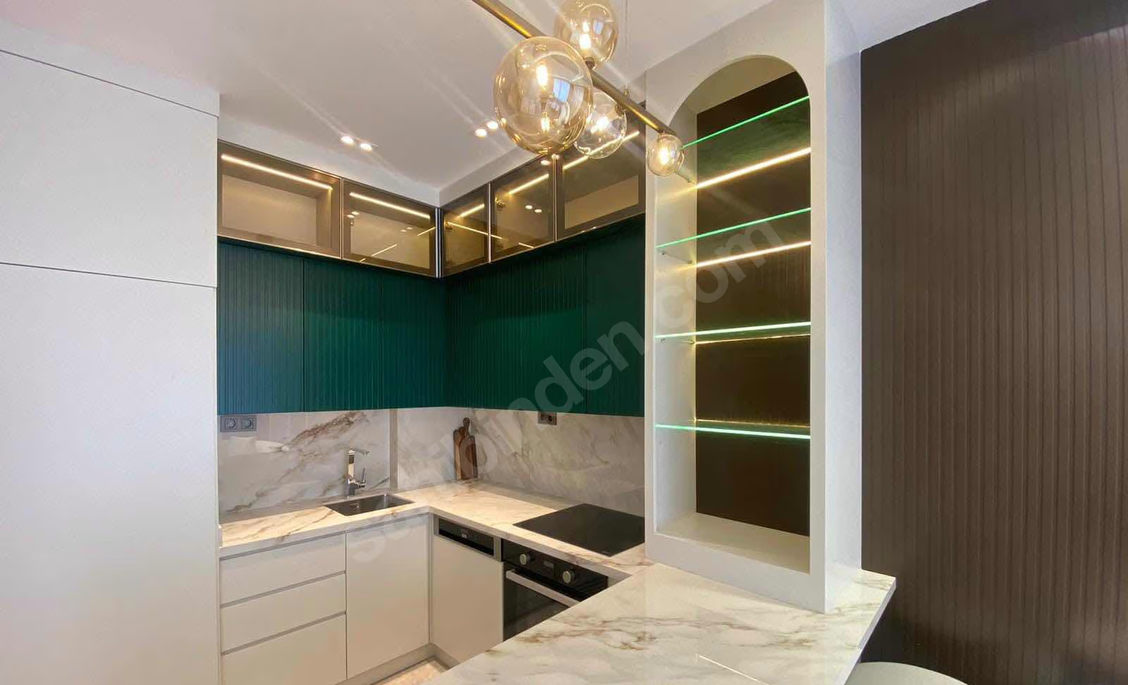 Mersin Mezitli Deniz Mahallesi 1+1 70 m² Doğalgaz Kombili Satılık Daire