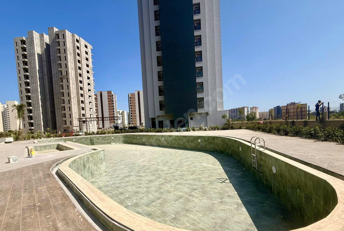 Mersin Mezitli Deniz Mahallesi 1+1 70 m² Doğalgaz Kombili Satılık Daire