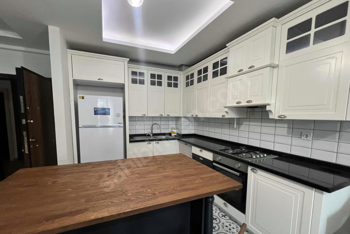 Mersin Mezitli Deniz Mahallesi 2+1 100 m² Klima Kiralık Daire