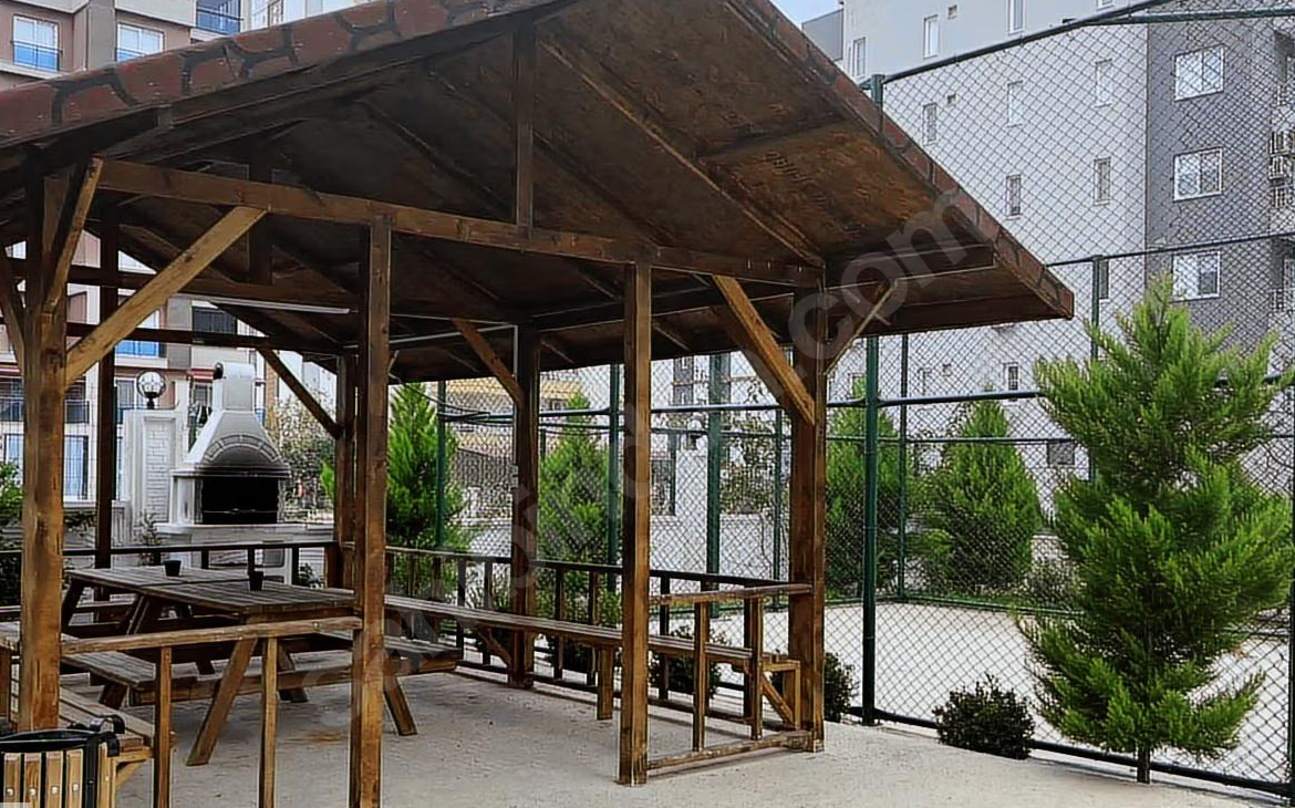 Mersin Mezitli Deniz Mahallesi 2+1 107 m² Doğalgaz Kombili Satılık Daire