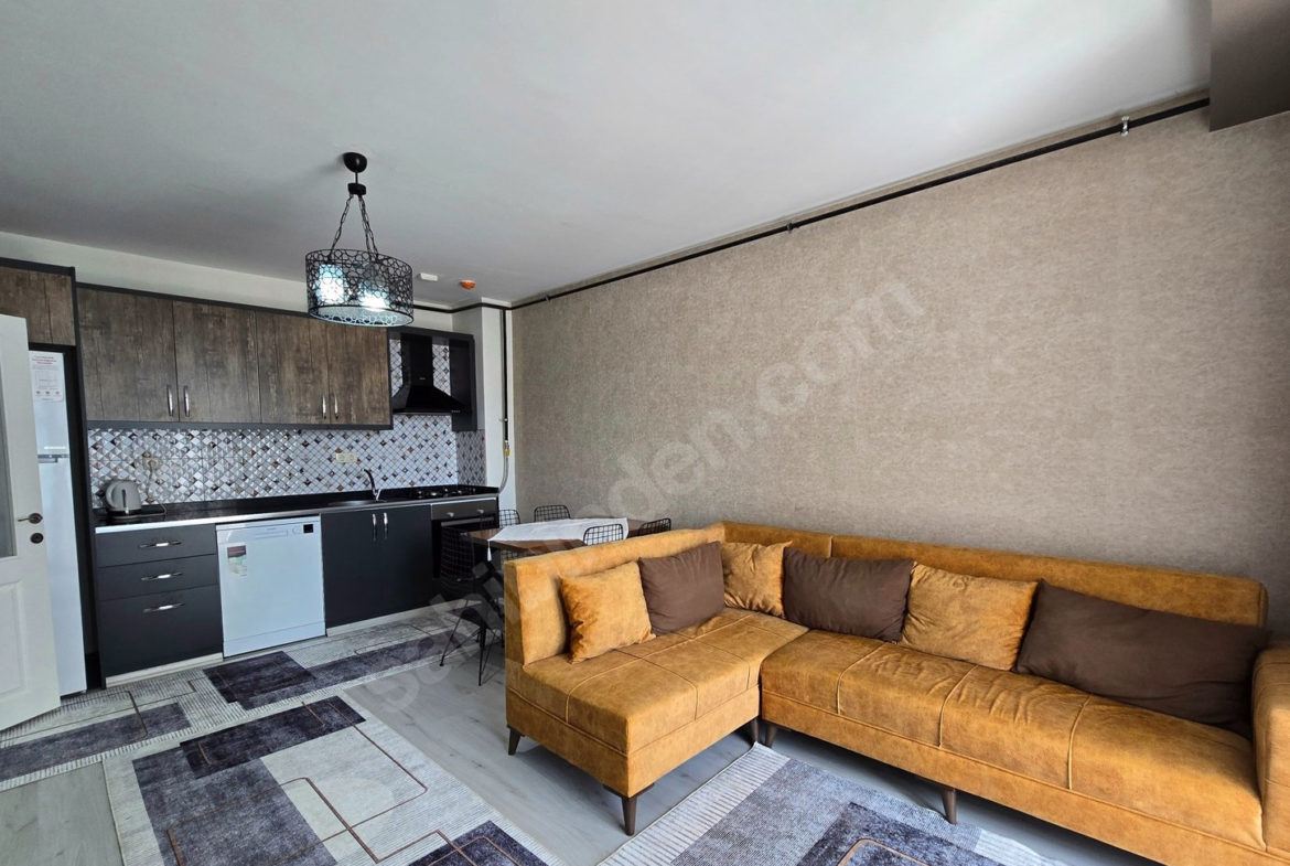 Mersin Mezitli Deniz Mahallesi 2+1 110 m² Doğalgaz Kombili Satılık Daire