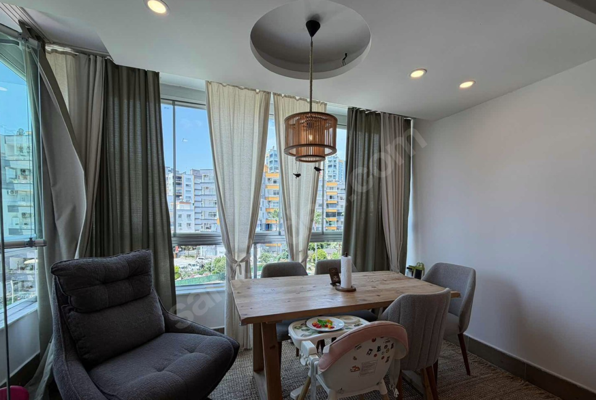 Mersin Mezitli Deniz Mahallesi 2+1 110 m² Doğalgaz Kombili Satılık Daire