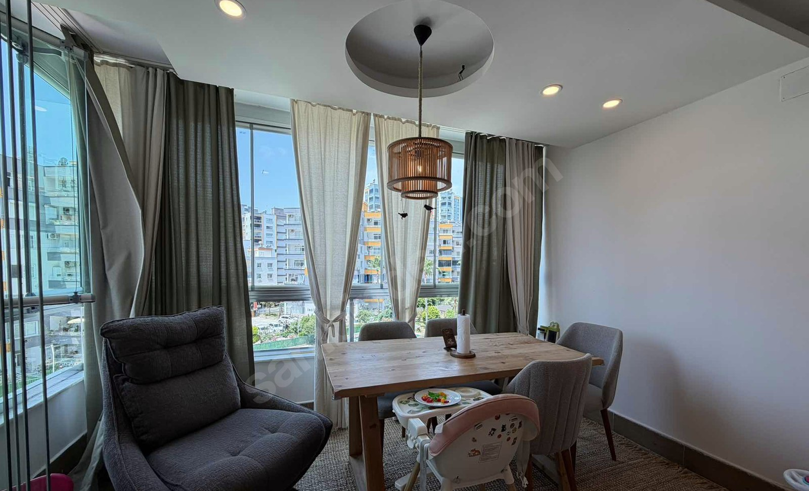 Mersin Mezitli Deniz Mahallesi 2+1 110 m² Doğalgaz Kombili Satılık Daire