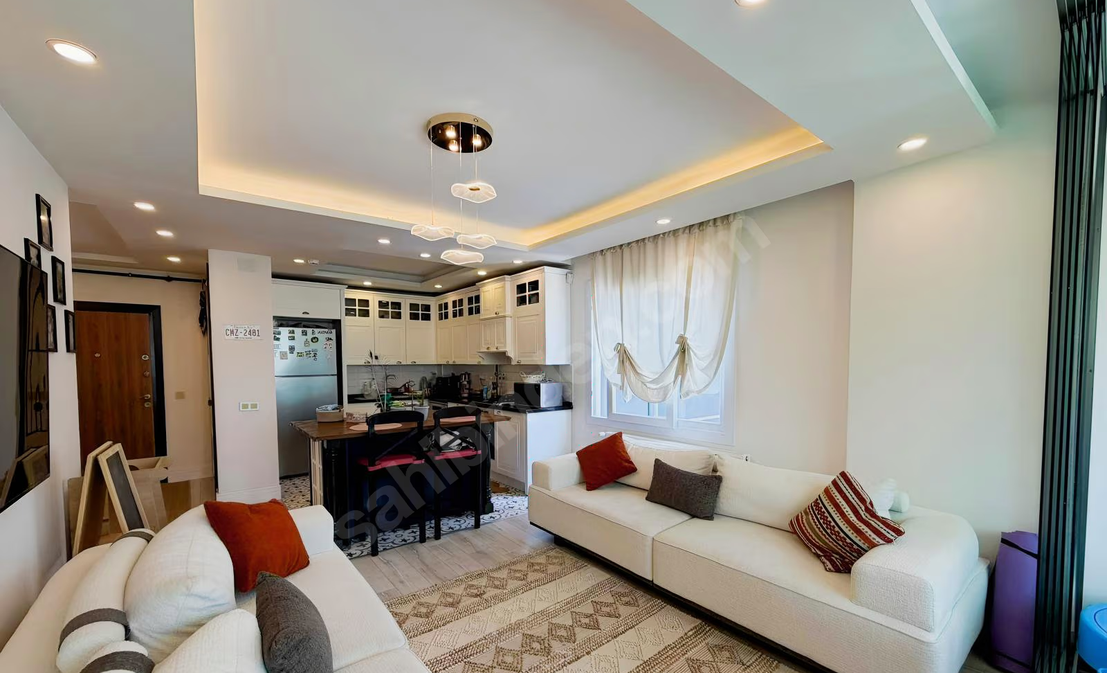 Mersin Mezitli Deniz Mahallesi 2+1 110 m² Doğalgaz Kombili Satılık Daire