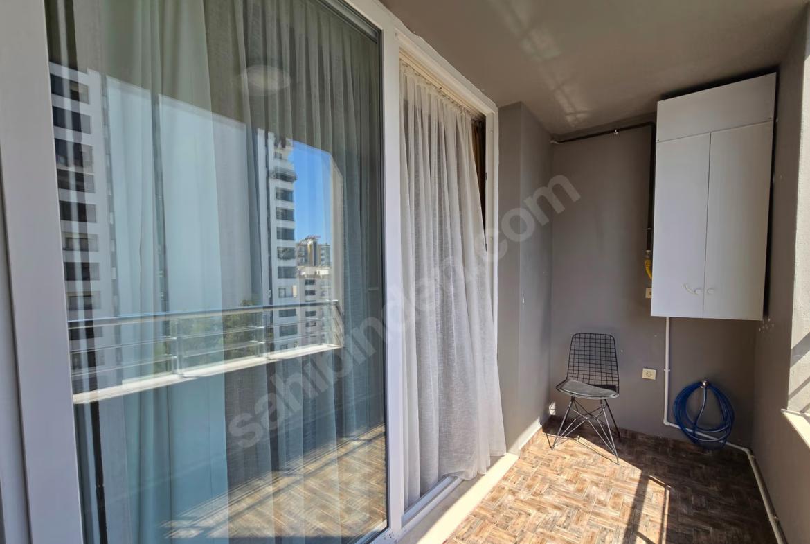 Mersin Mezitli Deniz Mahallesi 2+1 110 m² Doğalgaz Kombili Satılık Daire
