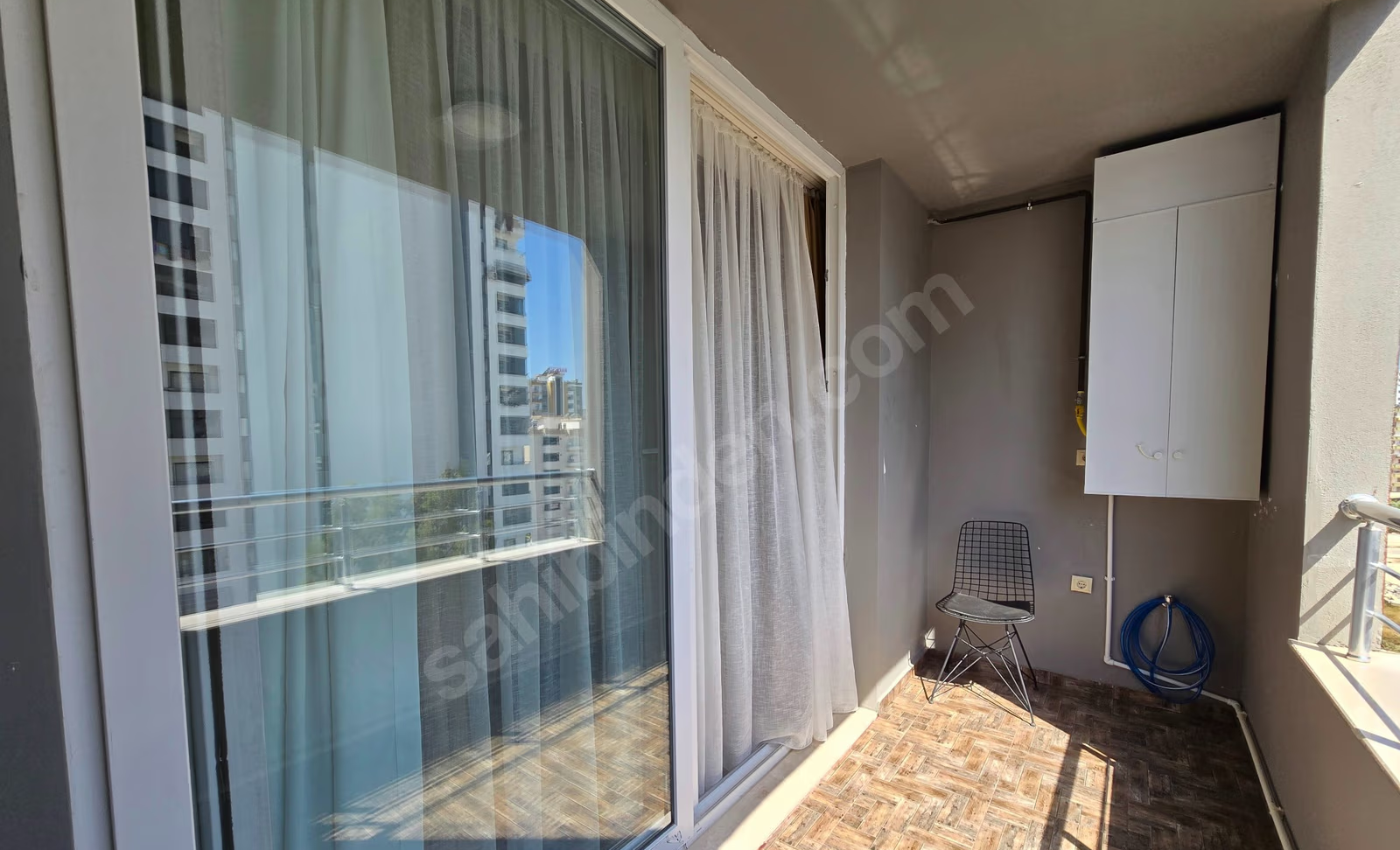Mersin Mezitli Deniz Mahallesi 2+1 110 m² Doğalgaz Kombili Satılık Daire