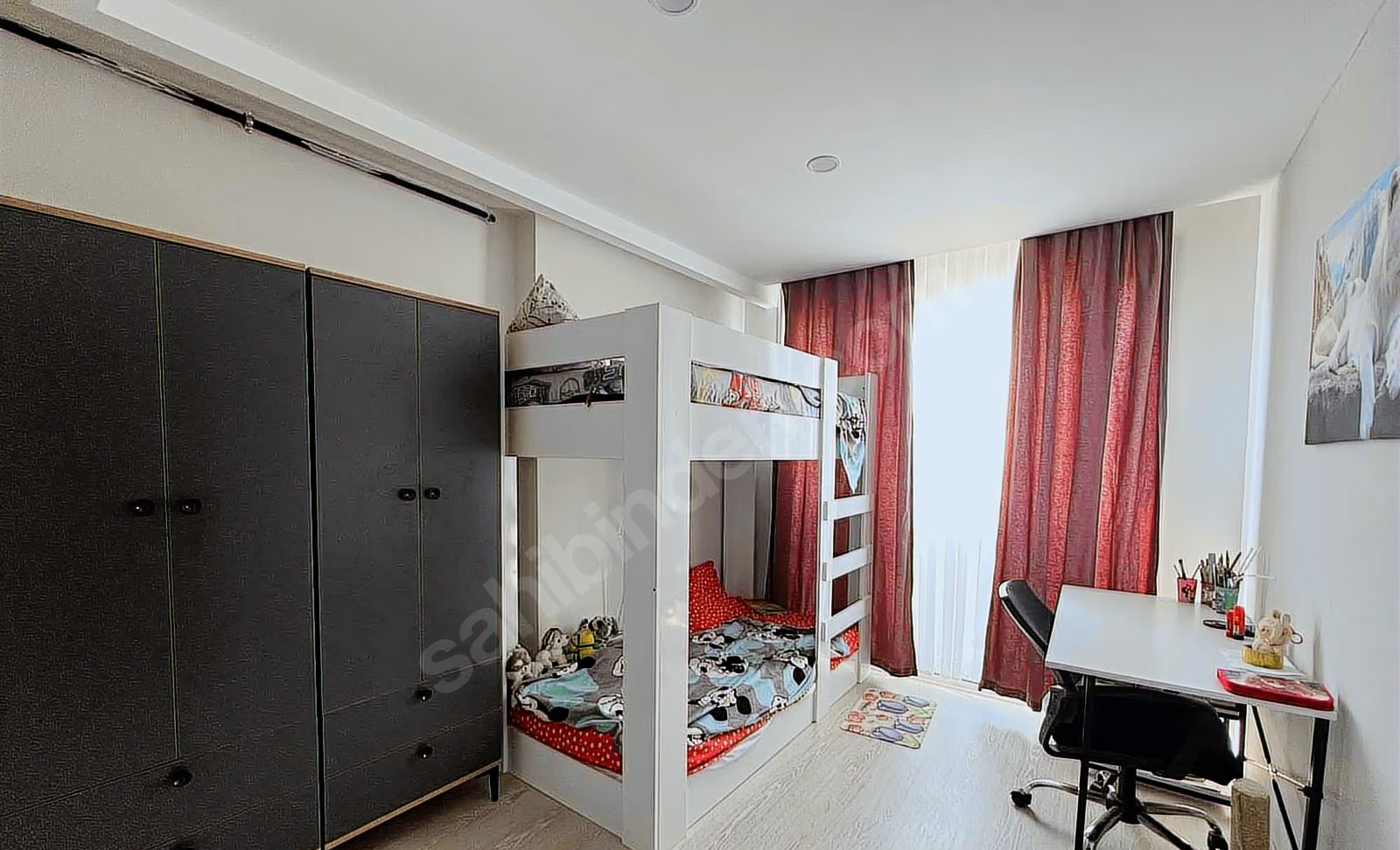 Mersin Mezitli Deniz Mahallesi 2+1 110 m² Doğalgaz Kombili Satılık Daire