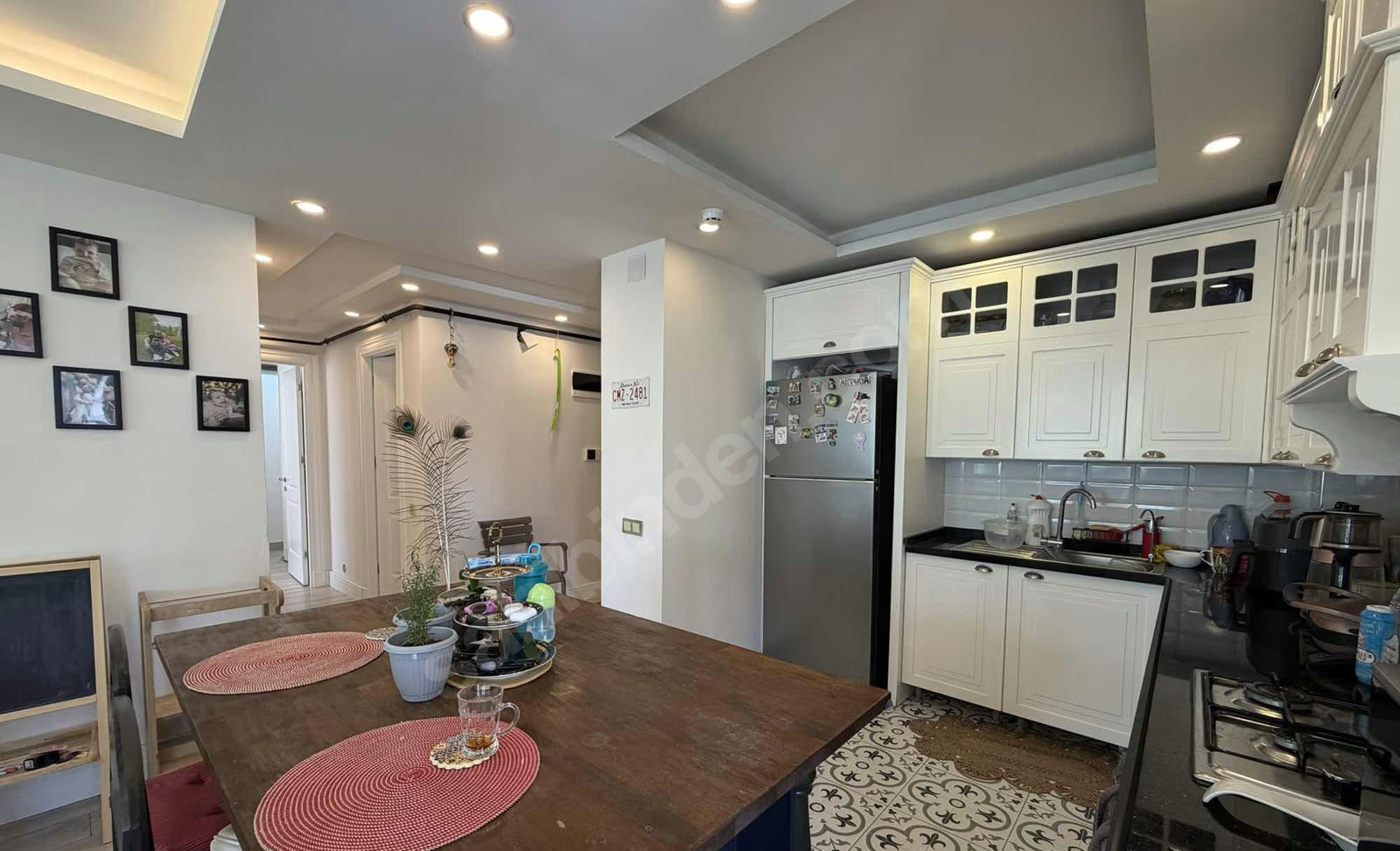 Mersin Mezitli Deniz Mahallesi 2+1 110 m² Doğalgaz Kombili Satılık Daire