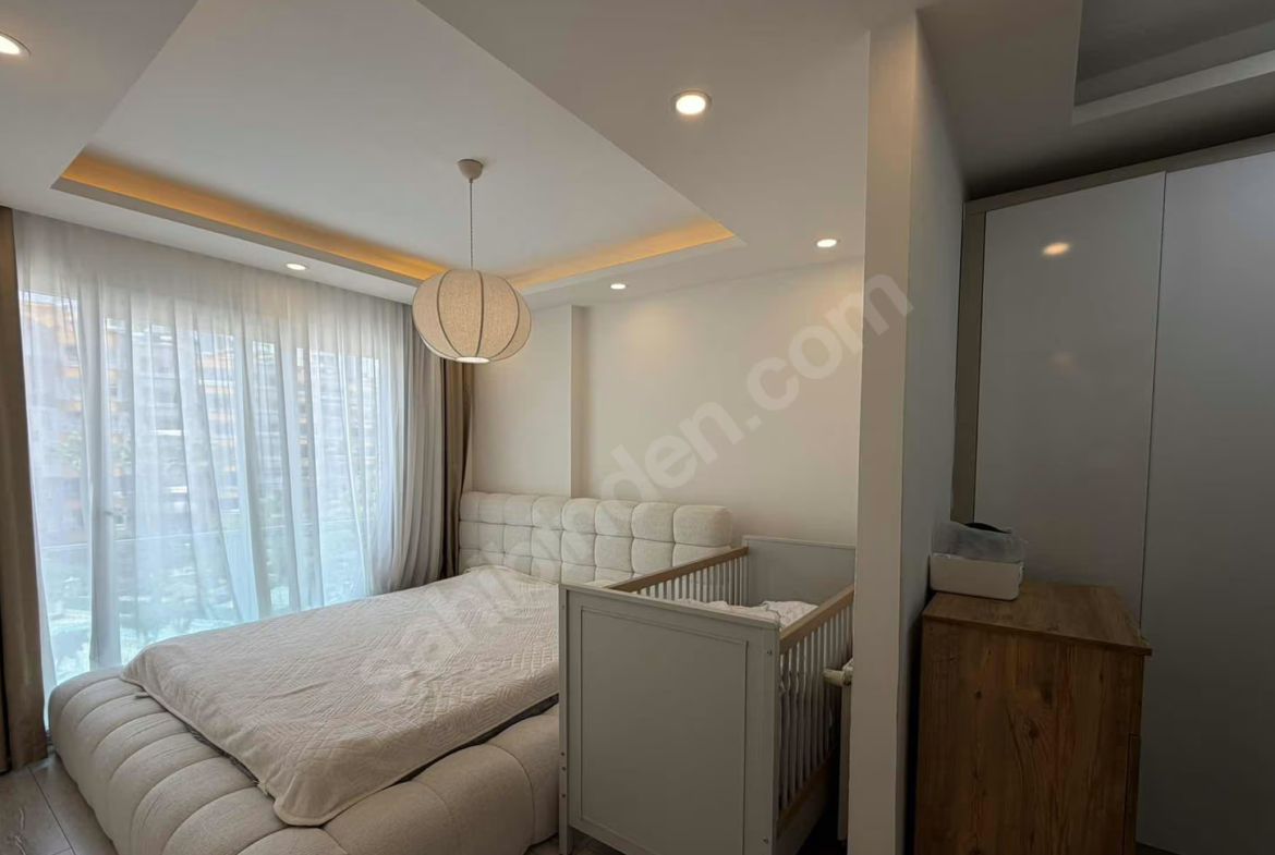 Mersin Mezitli Deniz Mahallesi 2+1 110 m² Doğalgaz Kombili Satılık Daire