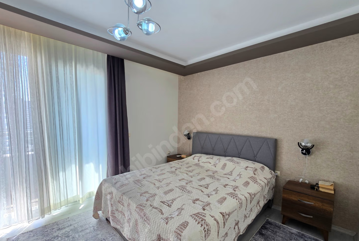 Mersin Mezitli Deniz Mahallesi 2+1 110 m² Doğalgaz Kombili Satılık Daire
