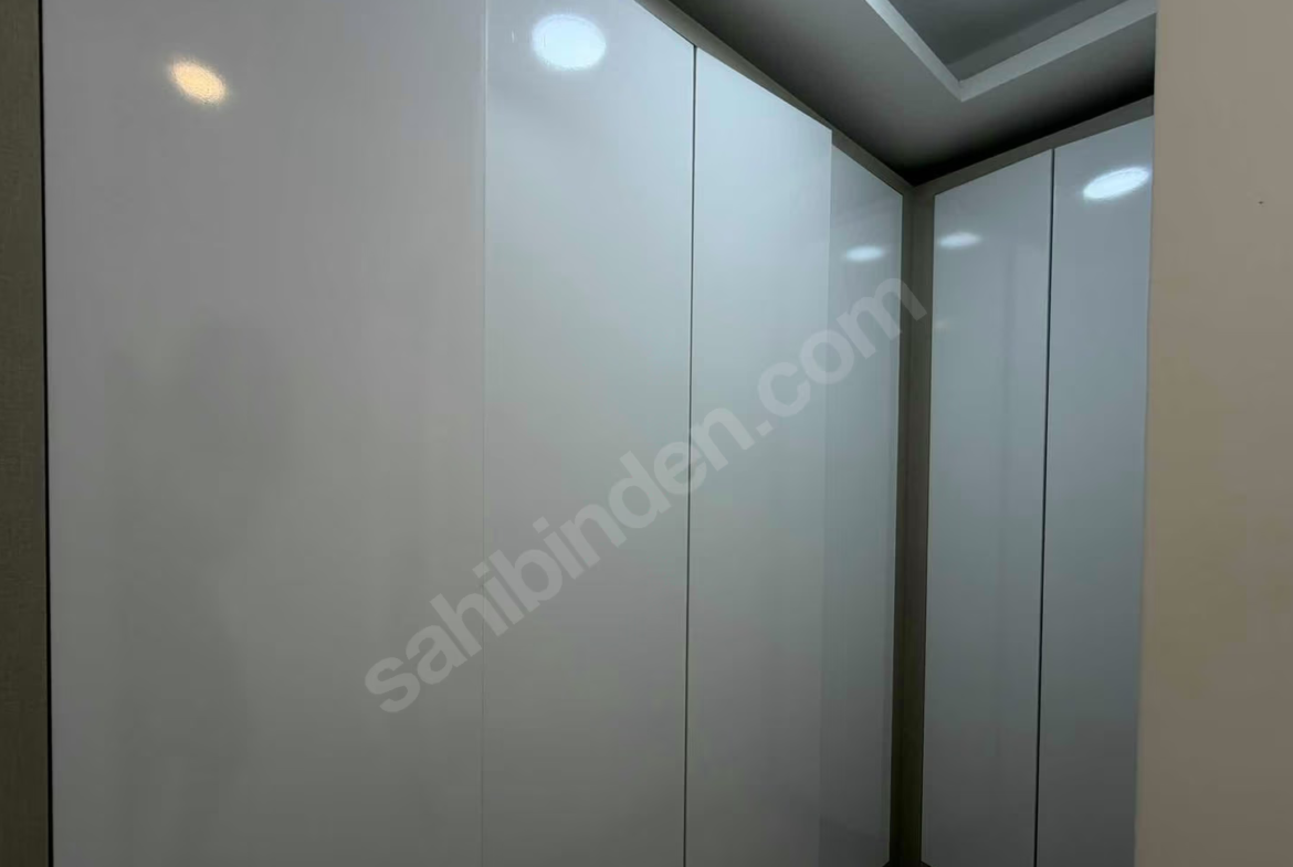 Mersin Mezitli Deniz Mahallesi 2+1 110 m² Doğalgaz Kombili Satılık Daire