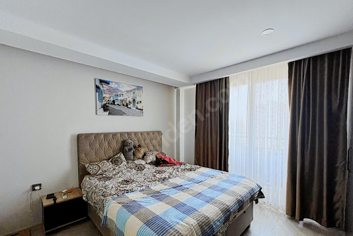 Mersin Mezitli Deniz Mahallesi 2+1 110 m² Doğalgaz Kombili Satılık Daire