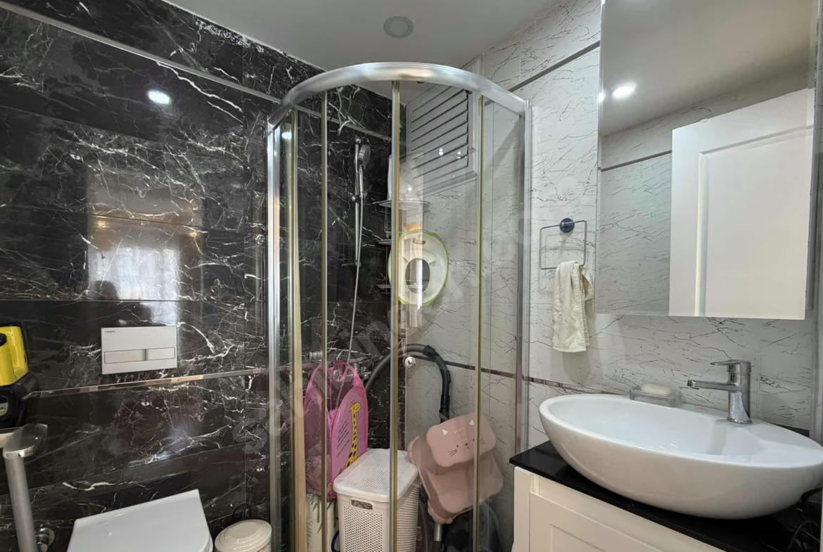 Mersin Mezitli Deniz Mahallesi 2+1 110 m² Doğalgaz Kombili Satılık Daire