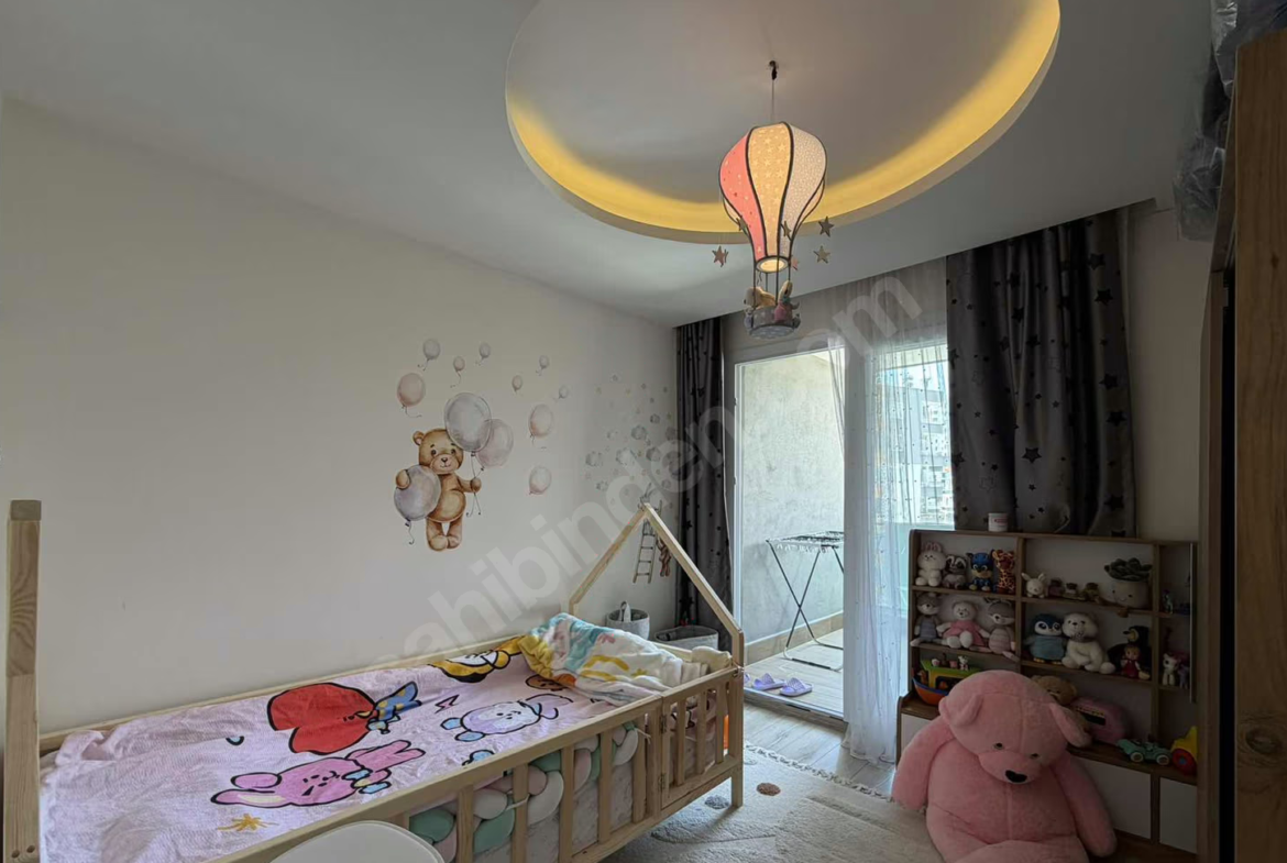 Mersin Mezitli Deniz Mahallesi 2+1 110 m² Doğalgaz Kombili Satılık Daire