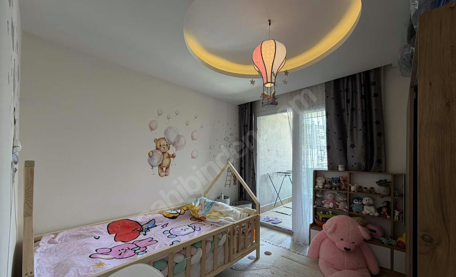 Mersin Mezitli Deniz Mahallesi 2+1 110 m² Doğalgaz Kombili Satılık Daire