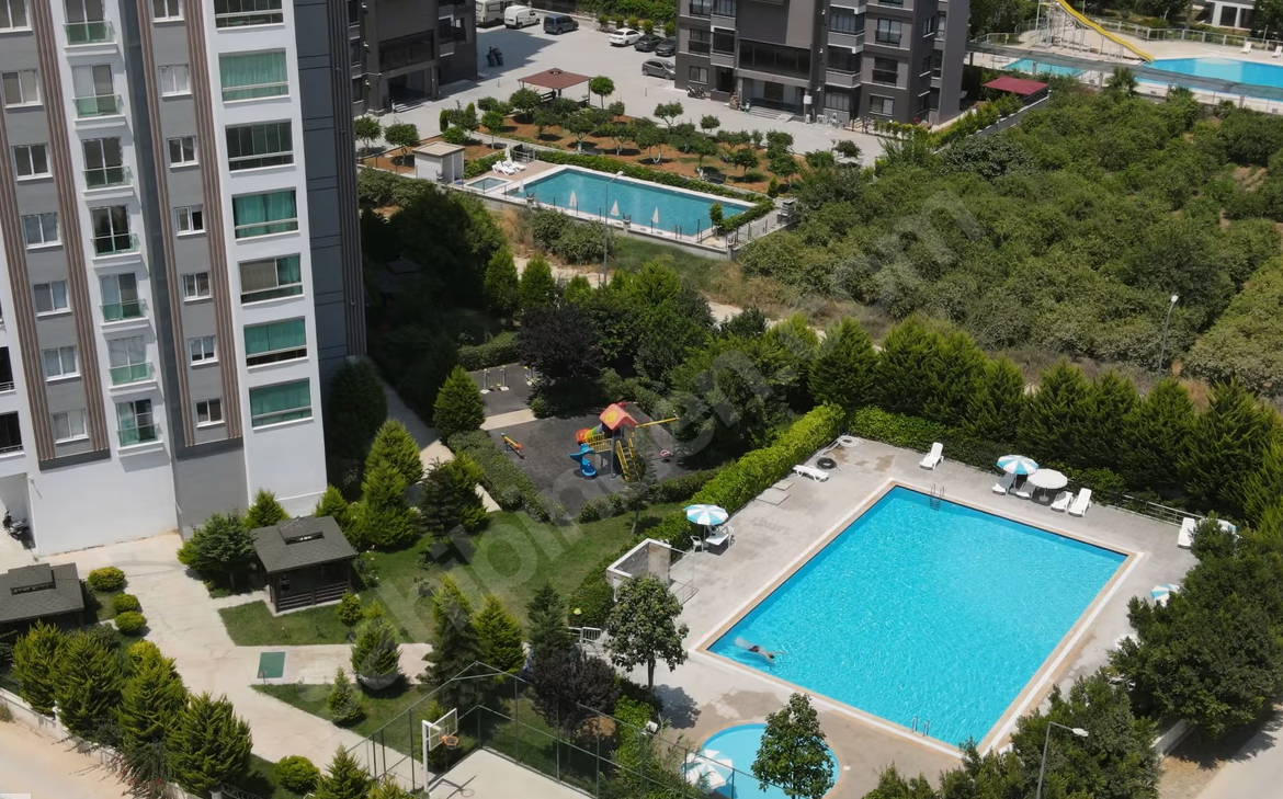 Mersin Mezitli Deniz Mahallesi 2+1 110 m² Doğalgaz Kombili Satılık Daire