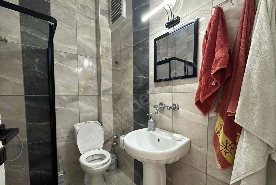 Mersin Mezitli Deniz Mahallesi 2+1 115 m² Klima Satılık Daire
