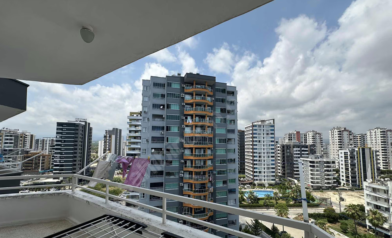 Mersin Mezitli Deniz Mahallesi 2+1 115 m² Klima Satılık Daire