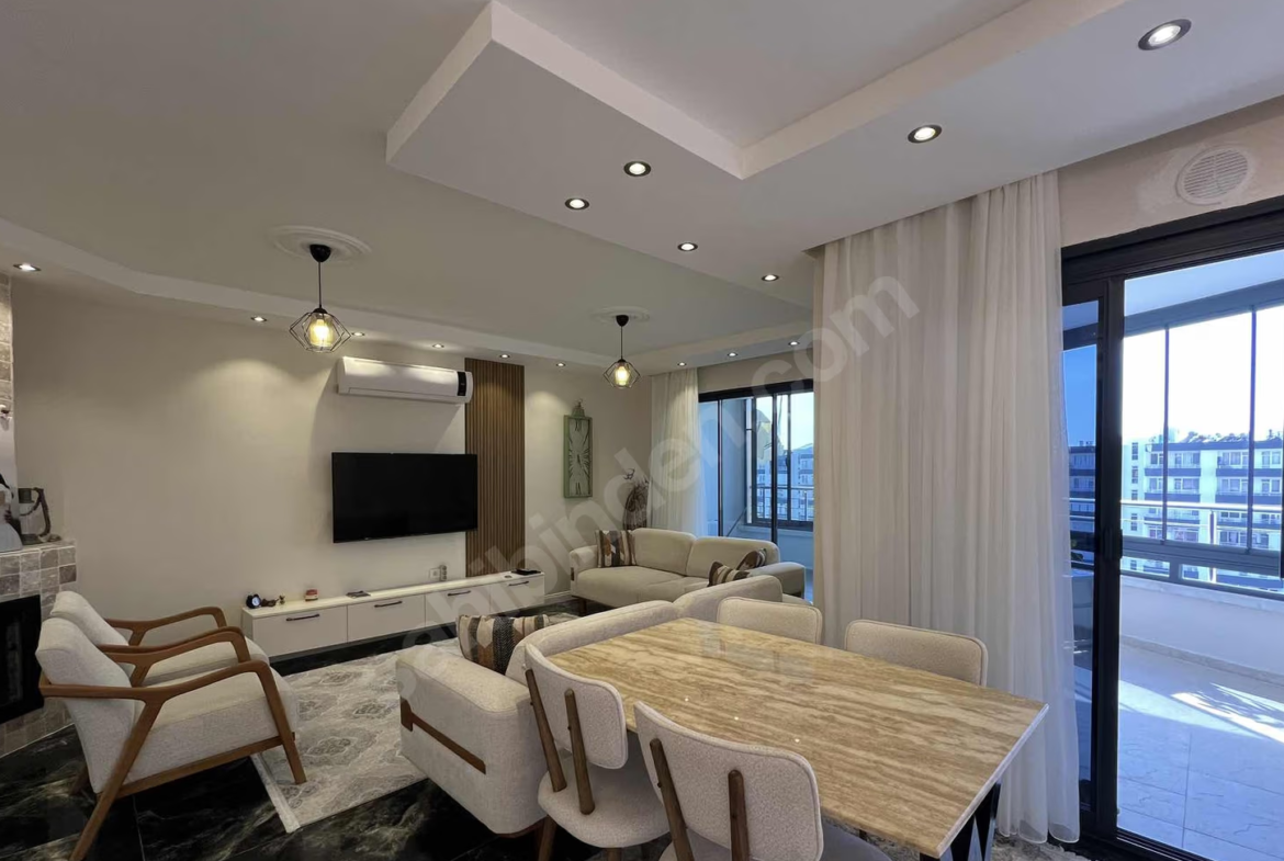 Mersin Mezitli Deniz Mahallesi 2+1 120 m² Doğalgaz Kombili Satılık Daire