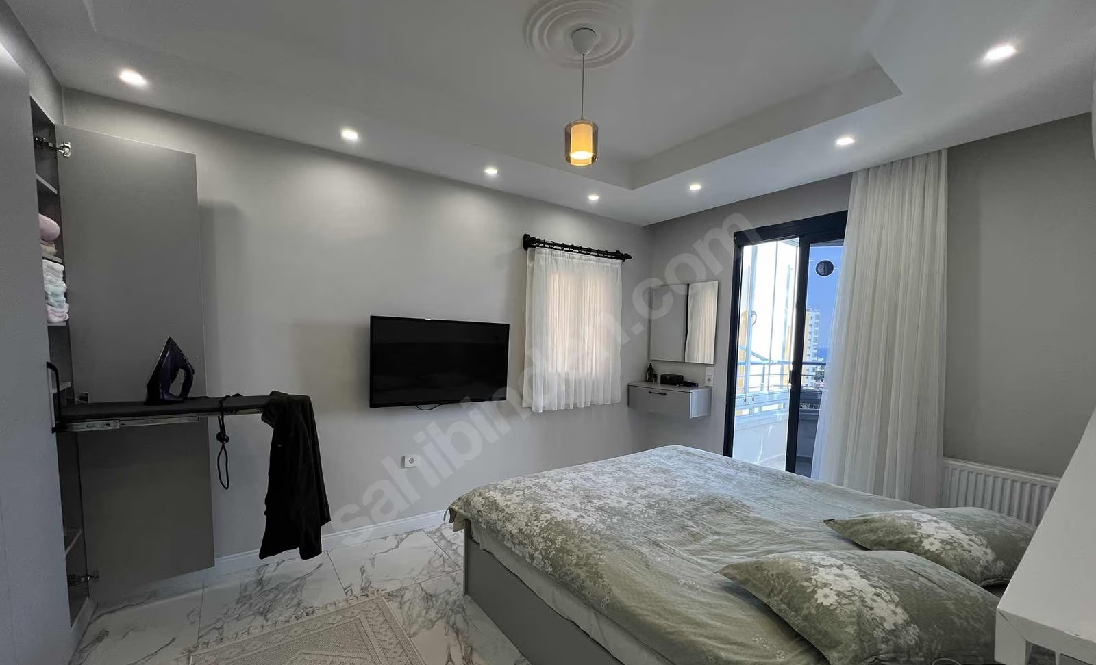 Mersin Mezitli Deniz Mahallesi 2+1 120 m² Doğalgaz Kombili Satılık Daire