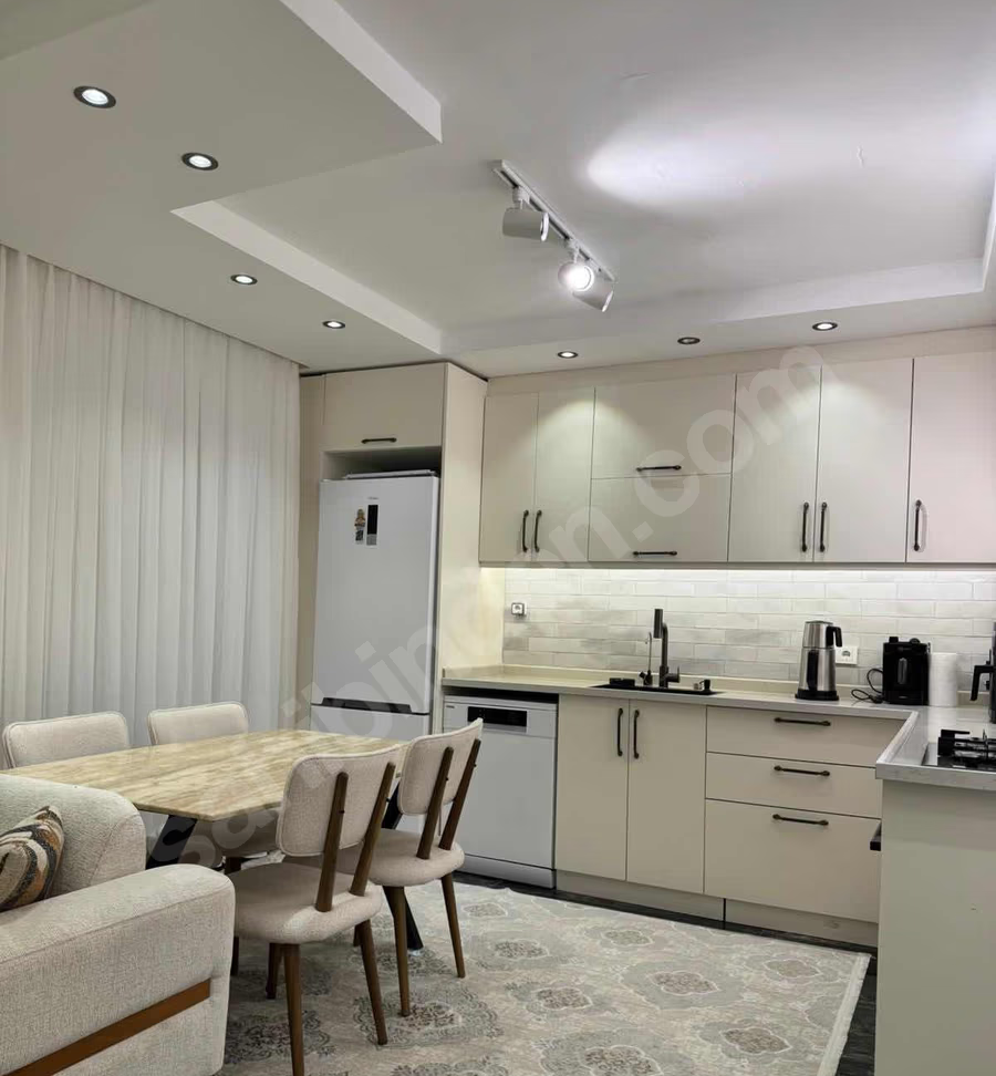 Mersin Mezitli Deniz Mahallesi 2+1 120 m² Doğalgaz Kombili Satılık Daire