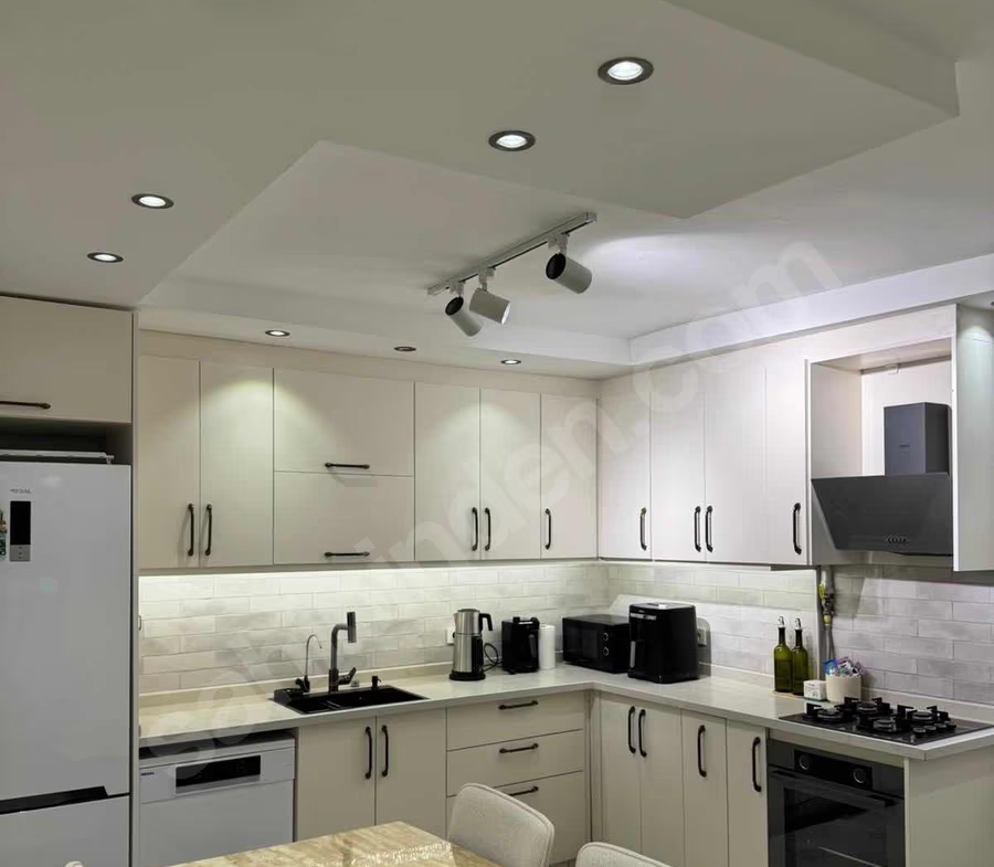 Mersin Mezitli Deniz Mahallesi 2+1 120 m² Doğalgaz Kombili Satılık Daire