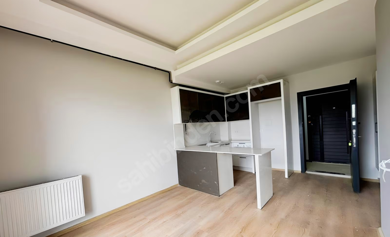 Mersin Mezitli Deniz Mahallesi 2+1 65 m² Doğalgaz Kombili Satılık Daire