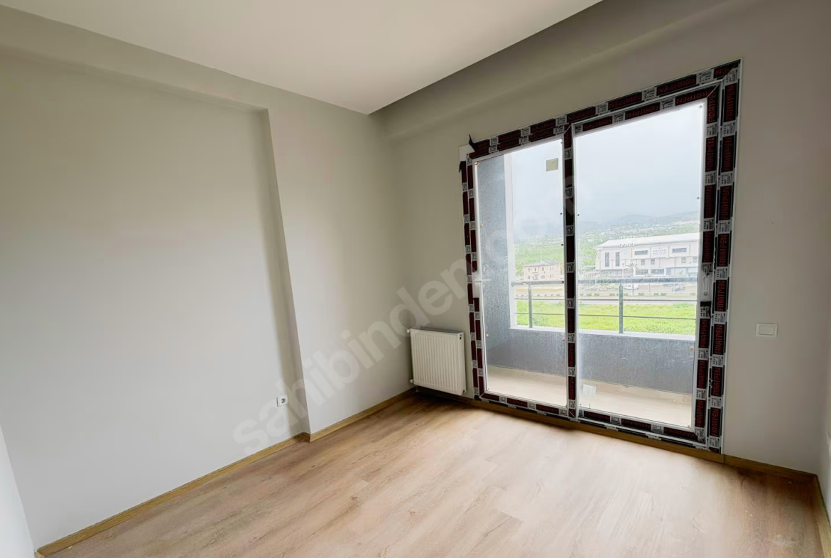 Mersin Mezitli Deniz Mahallesi 2+1 65 m² Doğalgaz Kombili Satılık Daire